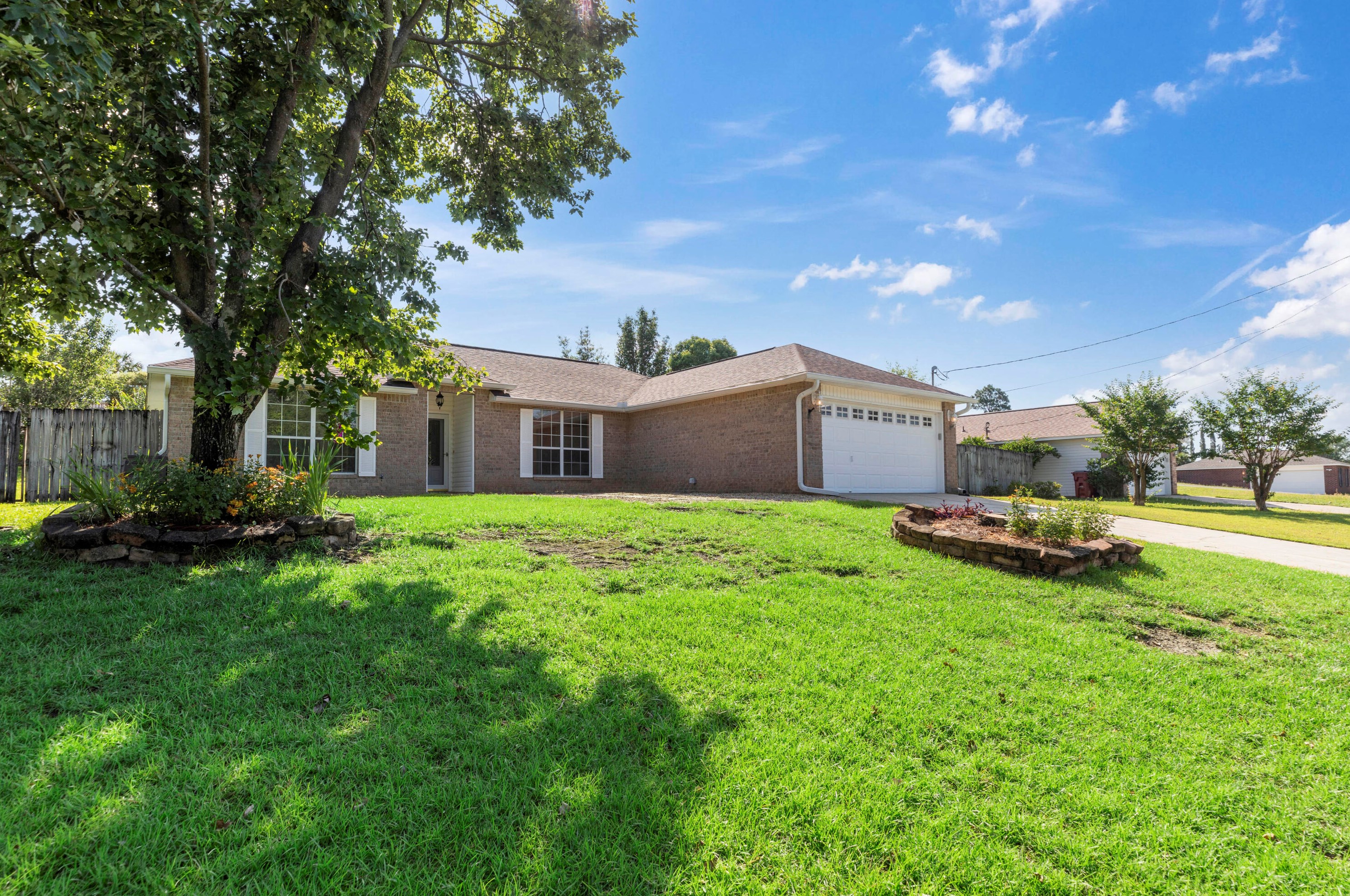 1316 Jeffrine Dr, Crestview, FL 32536-2221