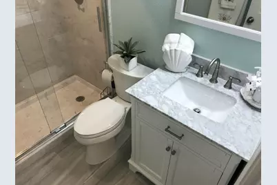 209 W Miracle Strip Parkway W #APT B202, Mary Esther, FL 32569 - Photo 14