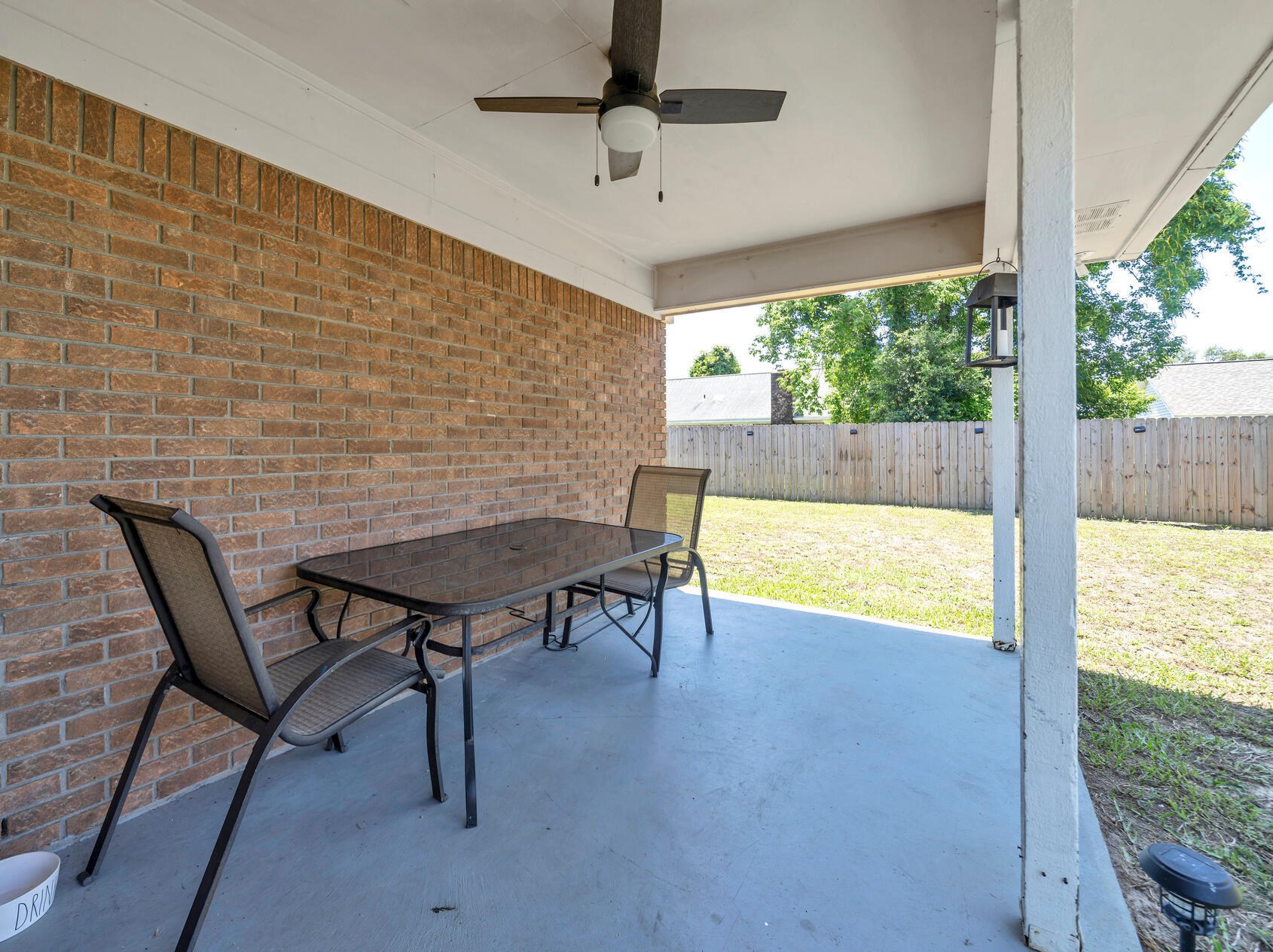 405 Rue Des Tours, Mary Esther FL  32569-2342 exterior