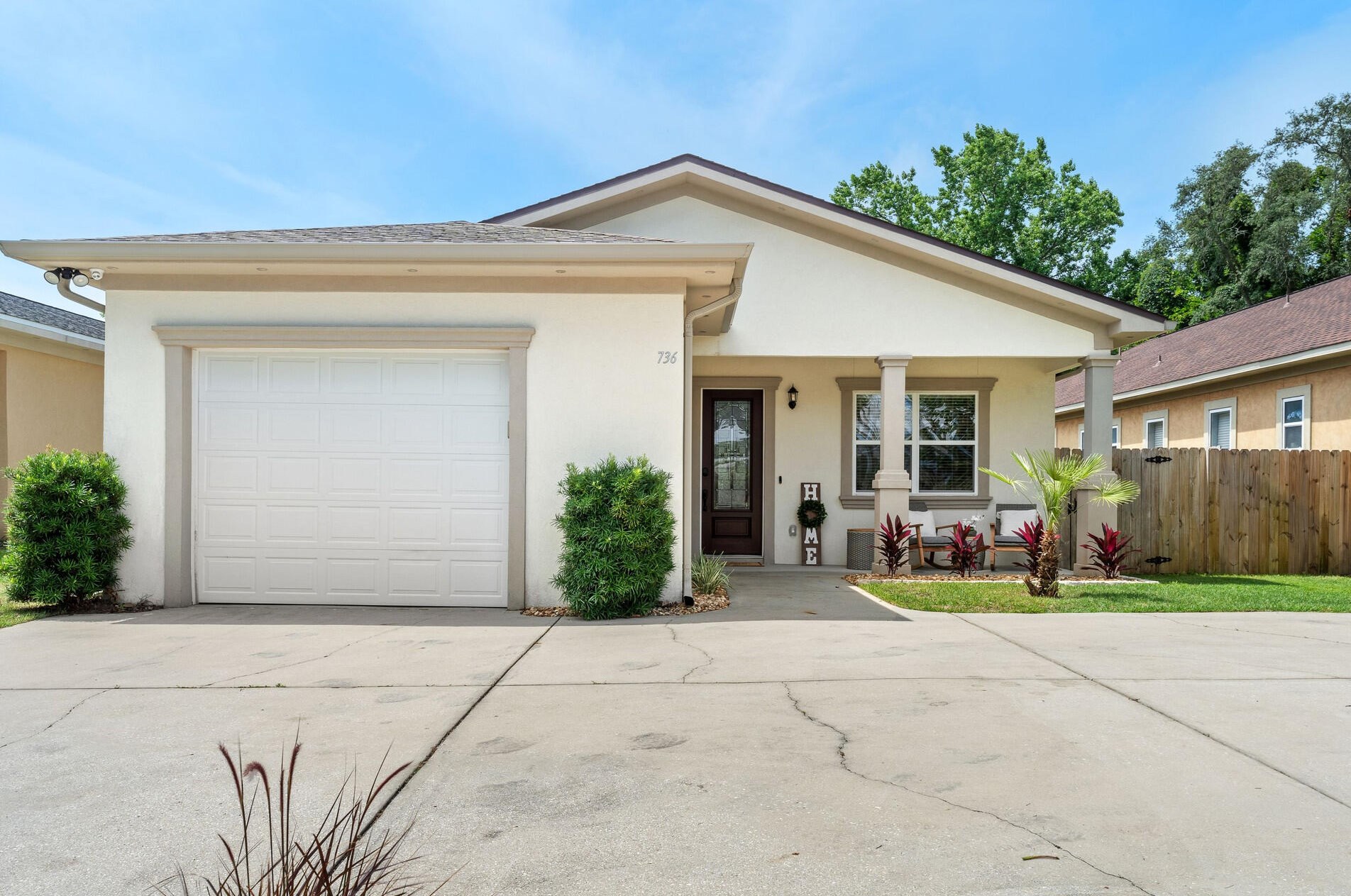 736 Kelly St, Destin FL 32541-1950 exterior