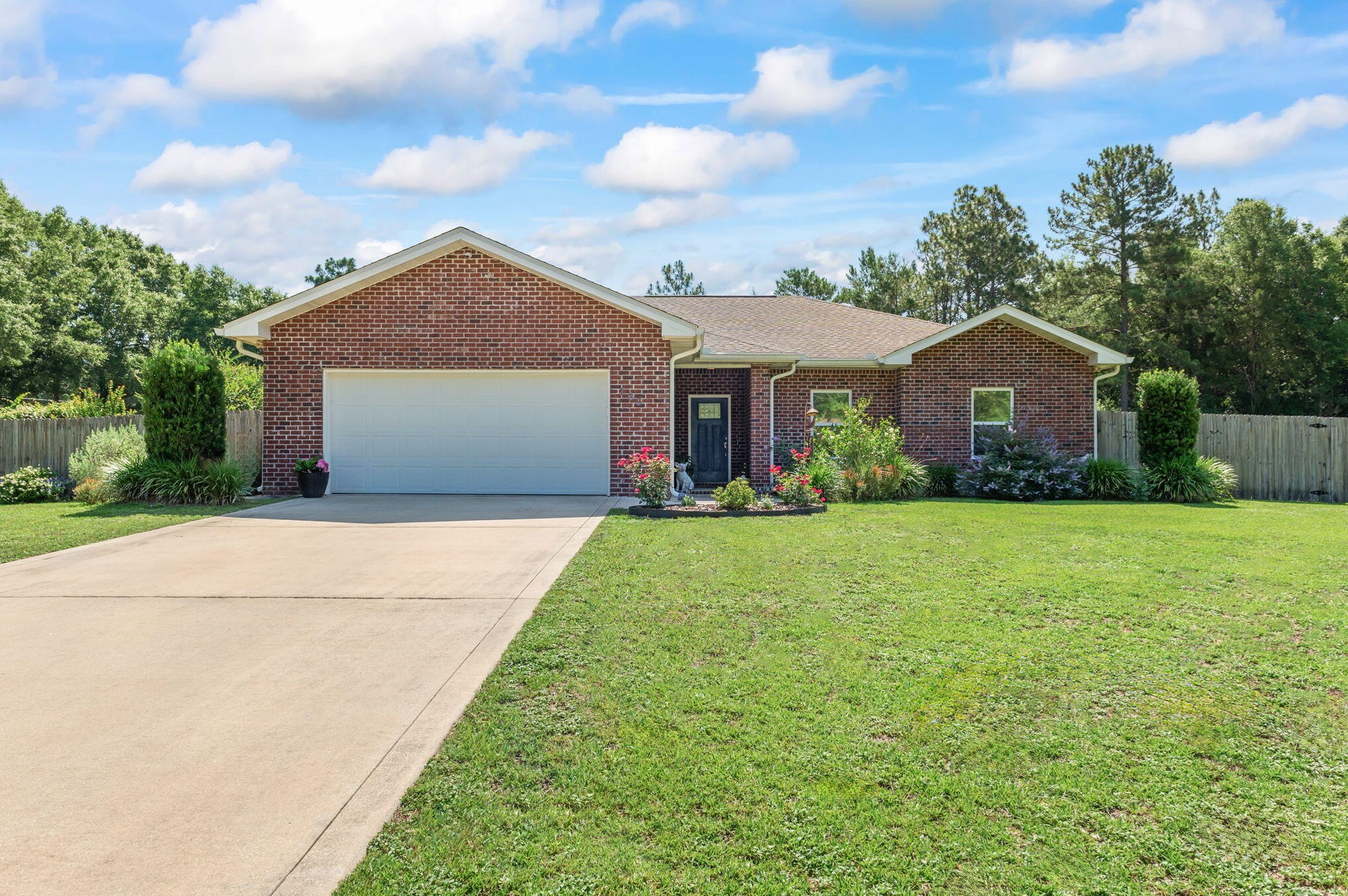 765 Ridge Lake Rd, Crestview, FL 32536-9515
