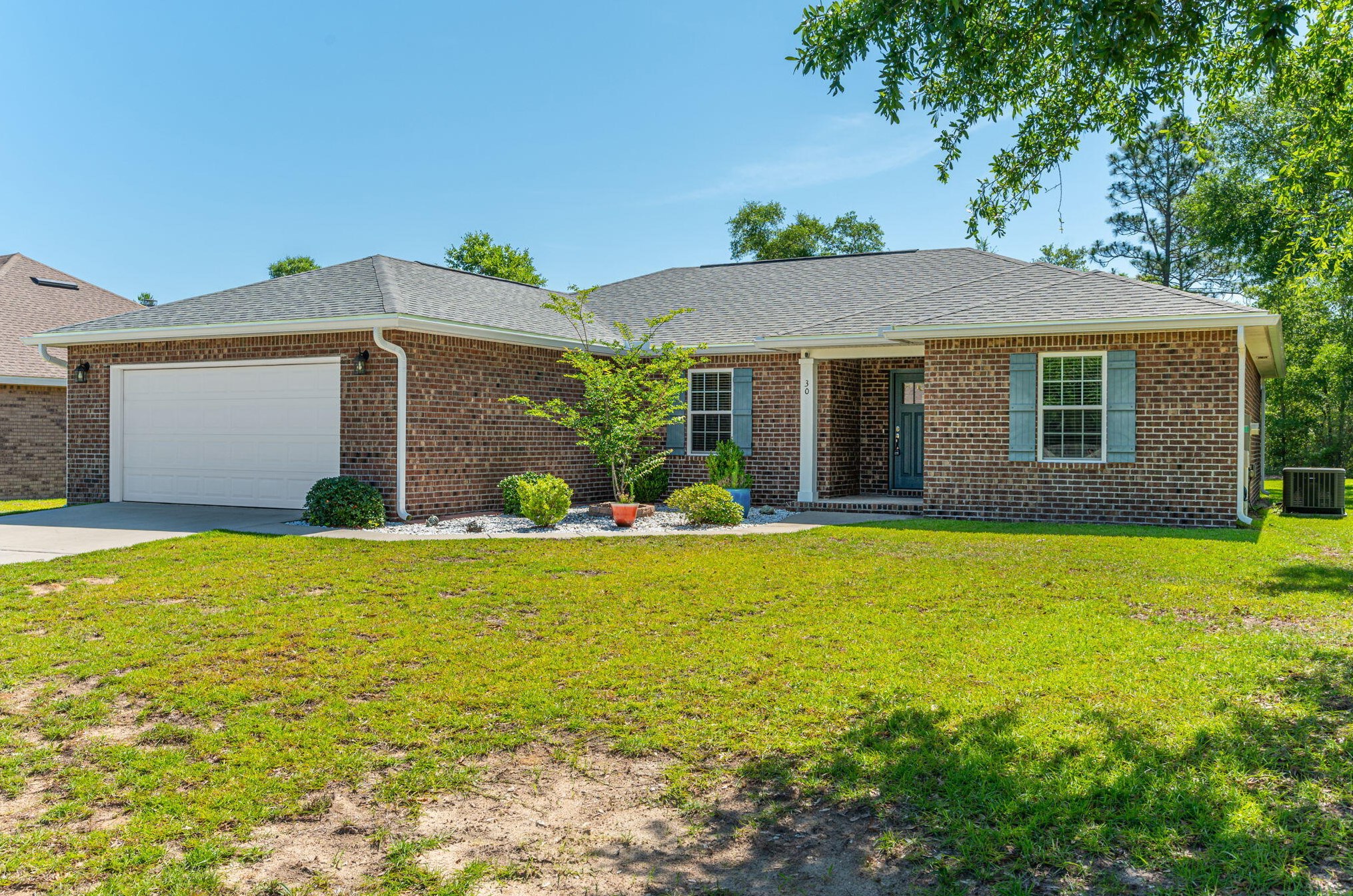 30 Azalea Trce, Defuniak Springs, FL 32433-0302