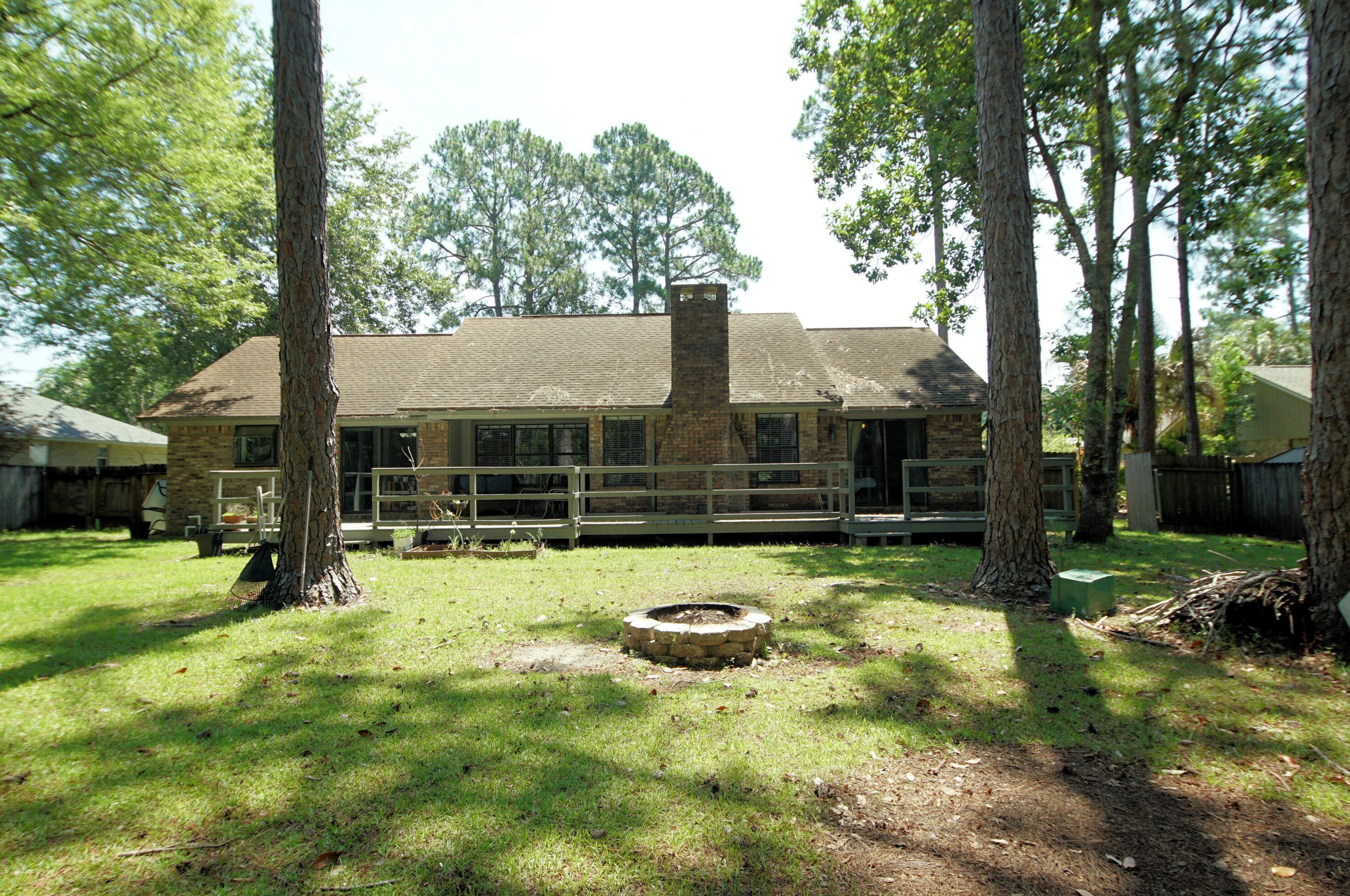 1110 Sandalwood Cir, Niceville, FL 32578-4213