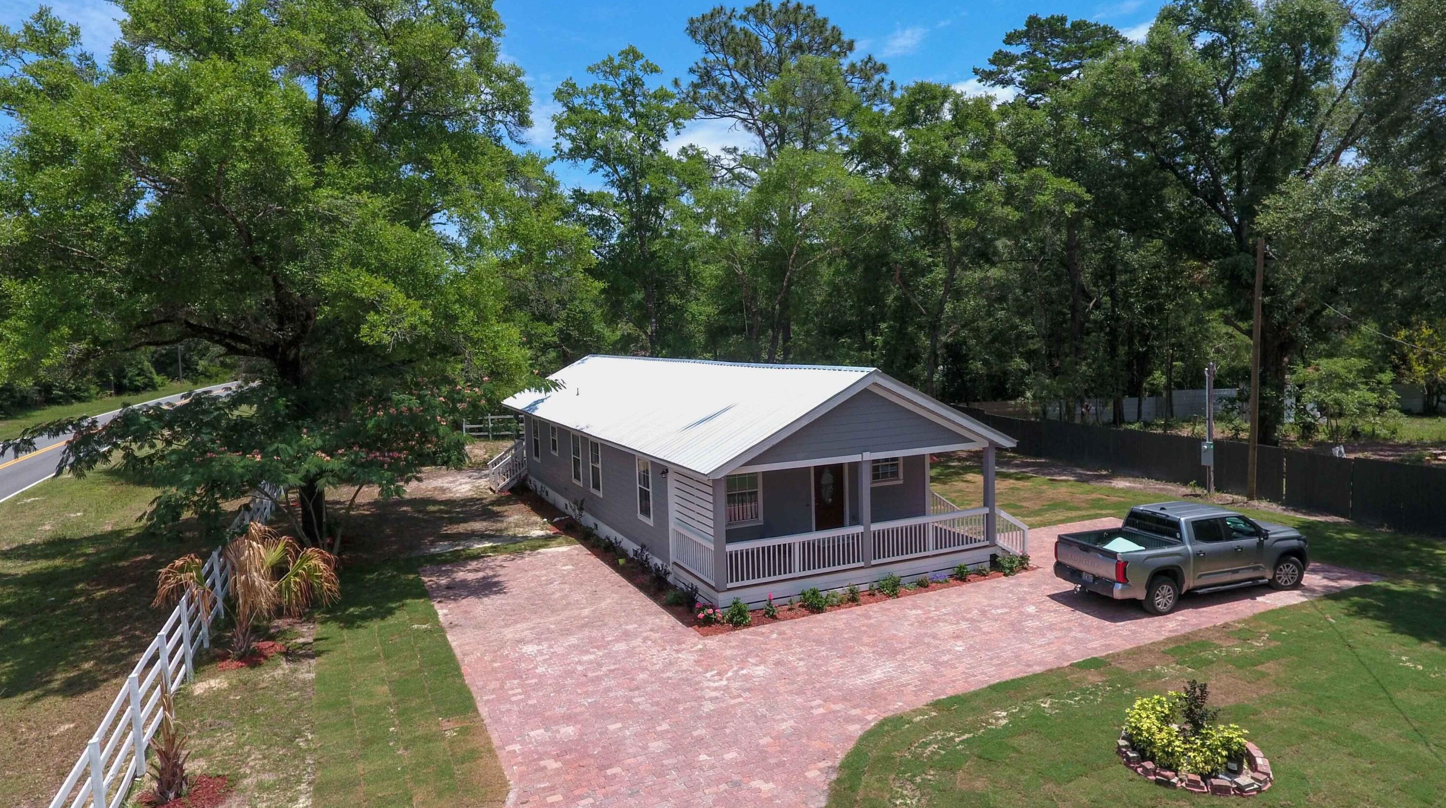 21 Howard Allen Ln, Red Bay, FL 32455-4222
