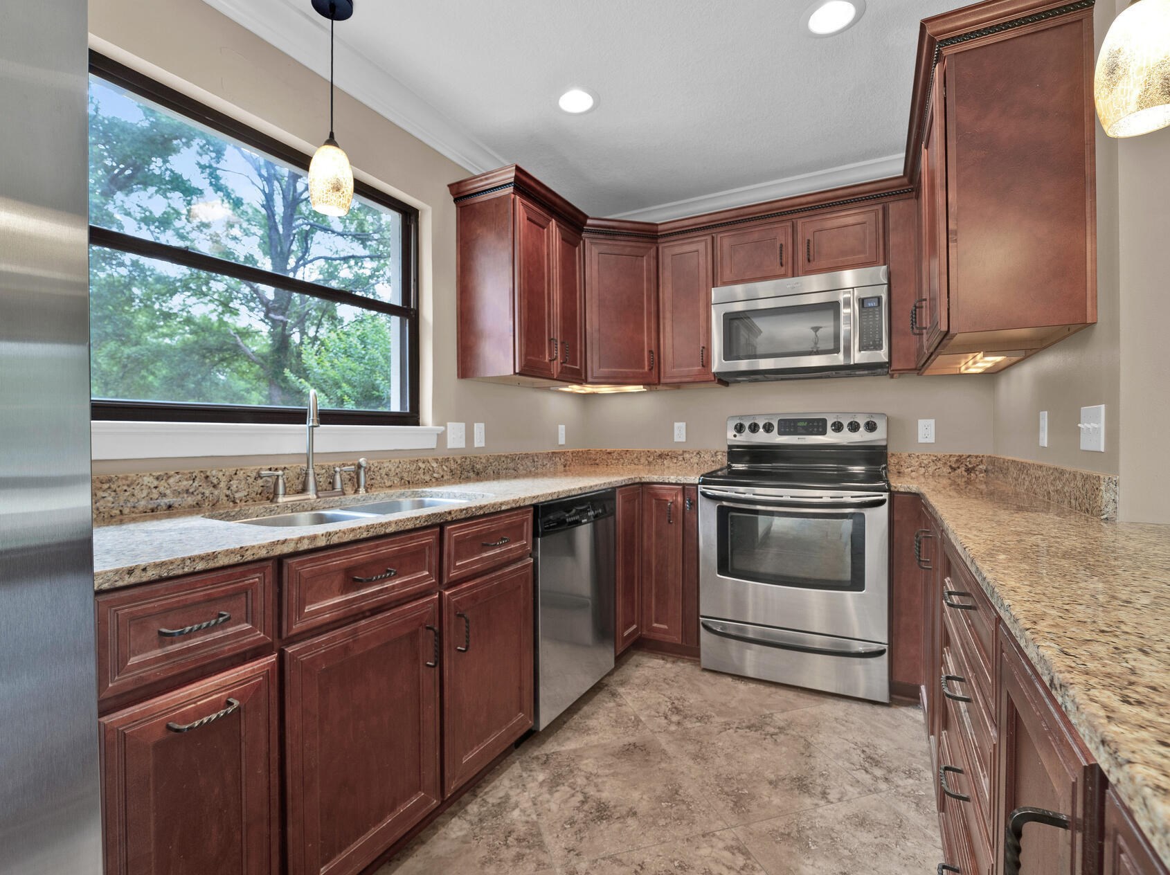 23 Oregon Dr, Fort Walton Beach FL  32548-5039 exterior