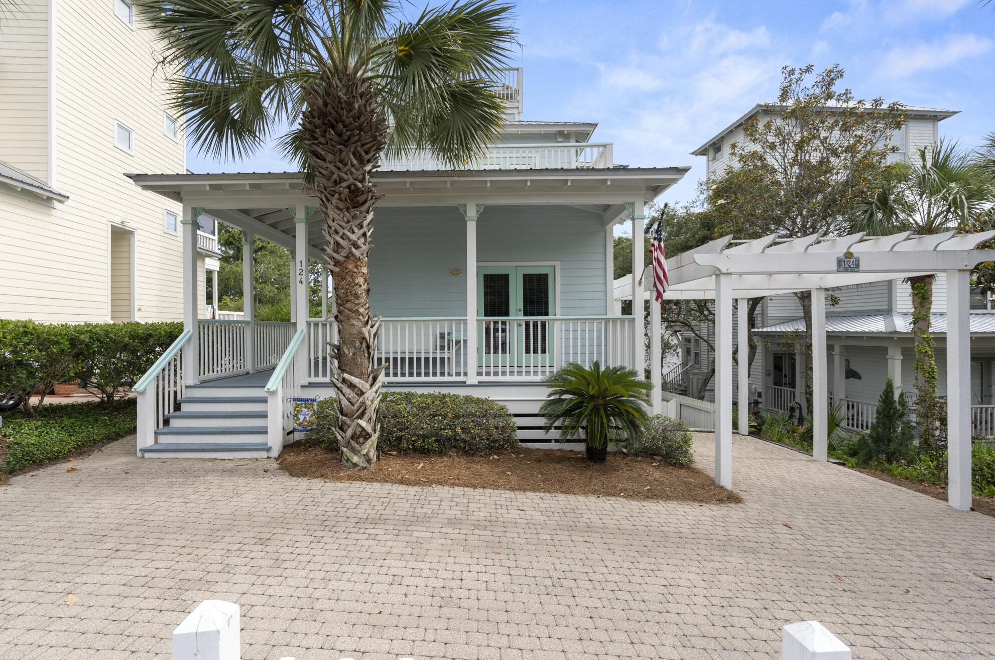124 Pointe Cir, Santa Rosa Beach, FL 32459-4316