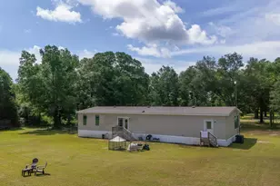 779 Blue Pond Ln, Ponce de Leon, FL 32455 - Photo 36