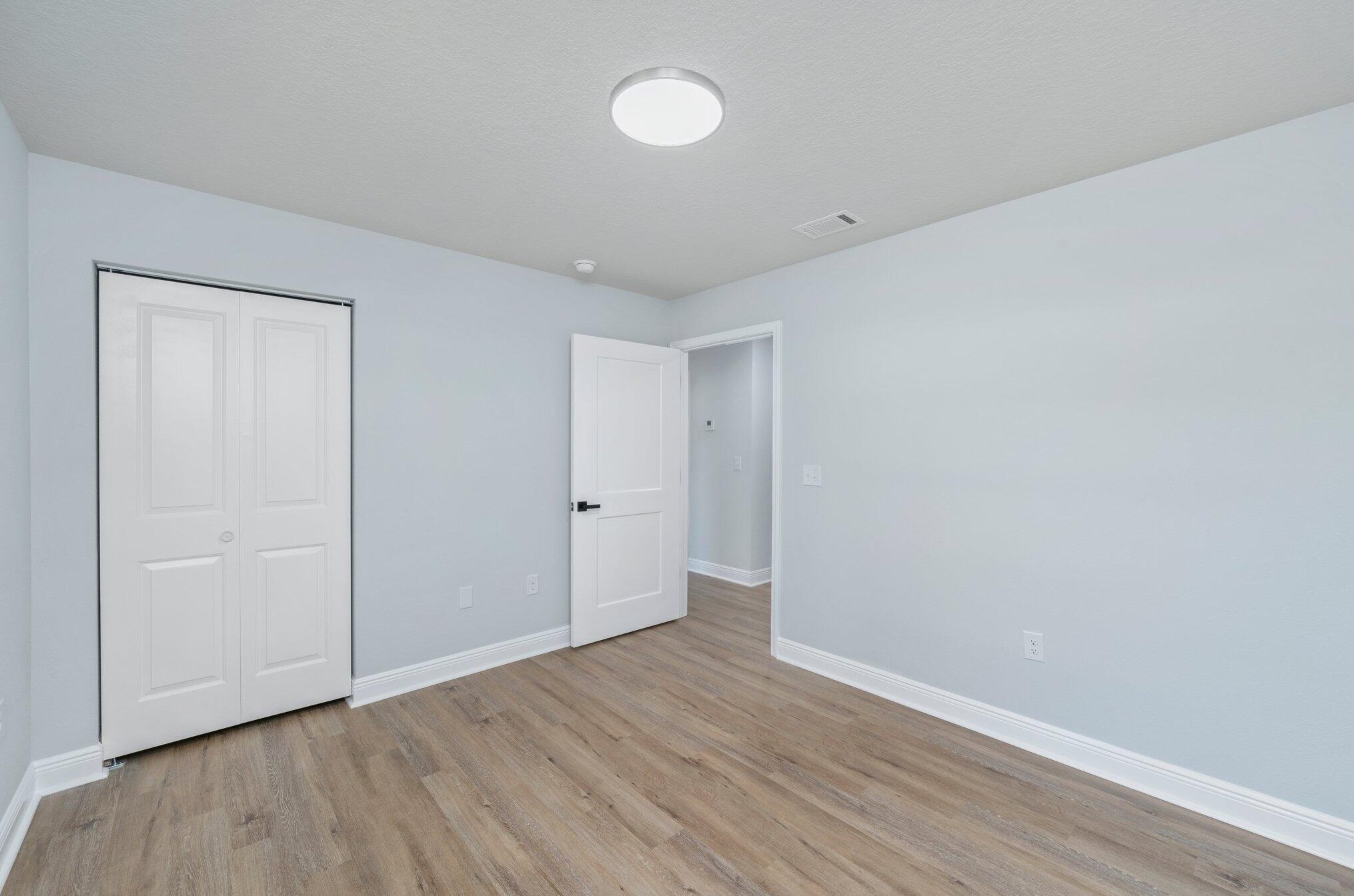 209 22nd St, Niceville FL  32578-3137 exterior