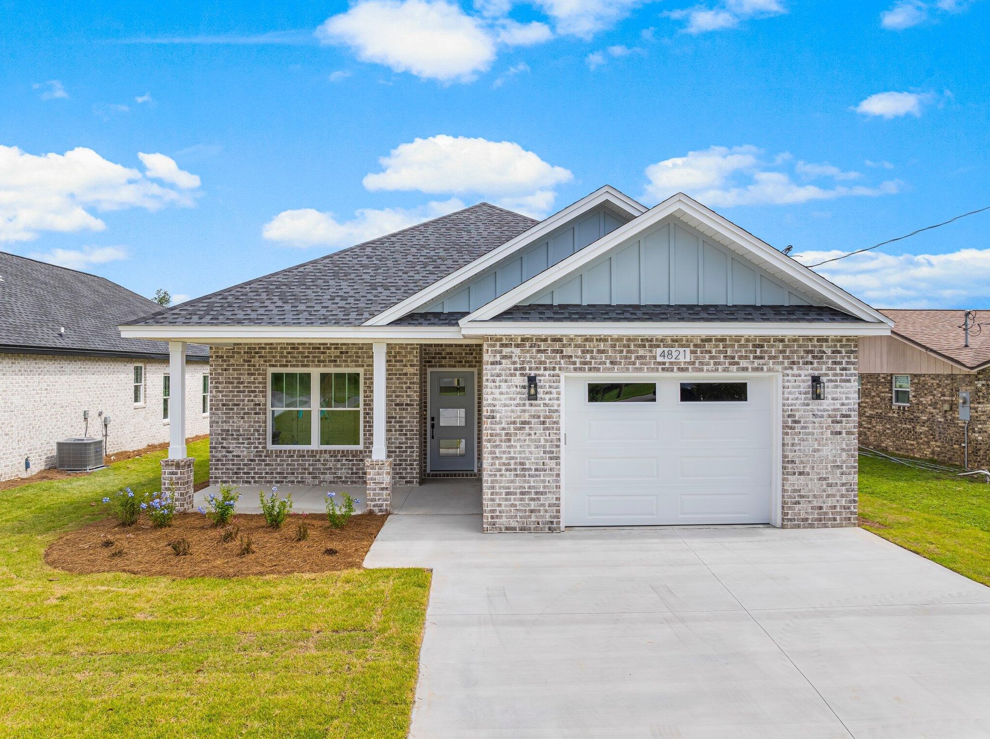 4821 Lakewood Dr, Panama City, FL 32404-6622