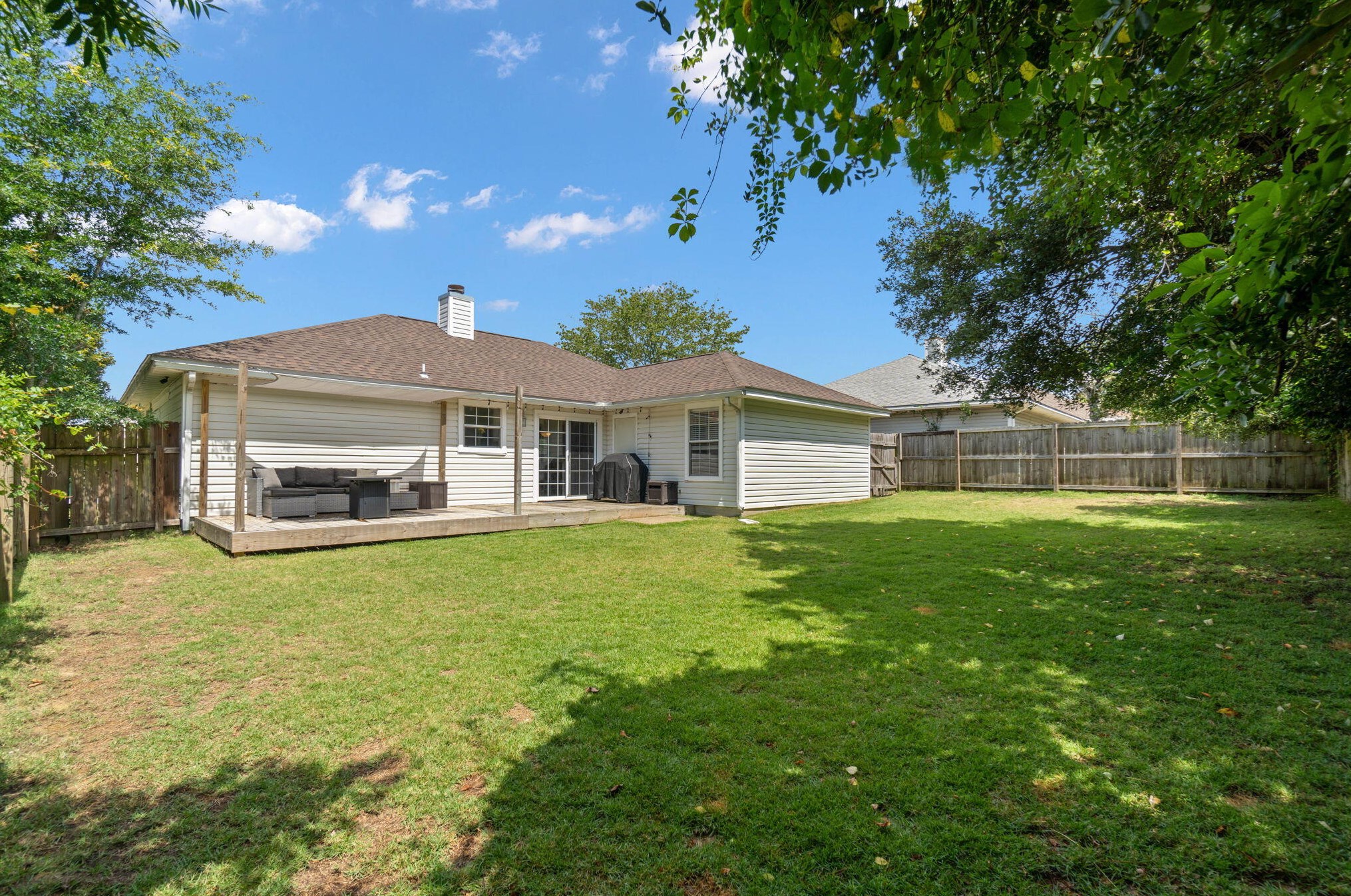 483 Managua Way, Mary Esther, FL 32569