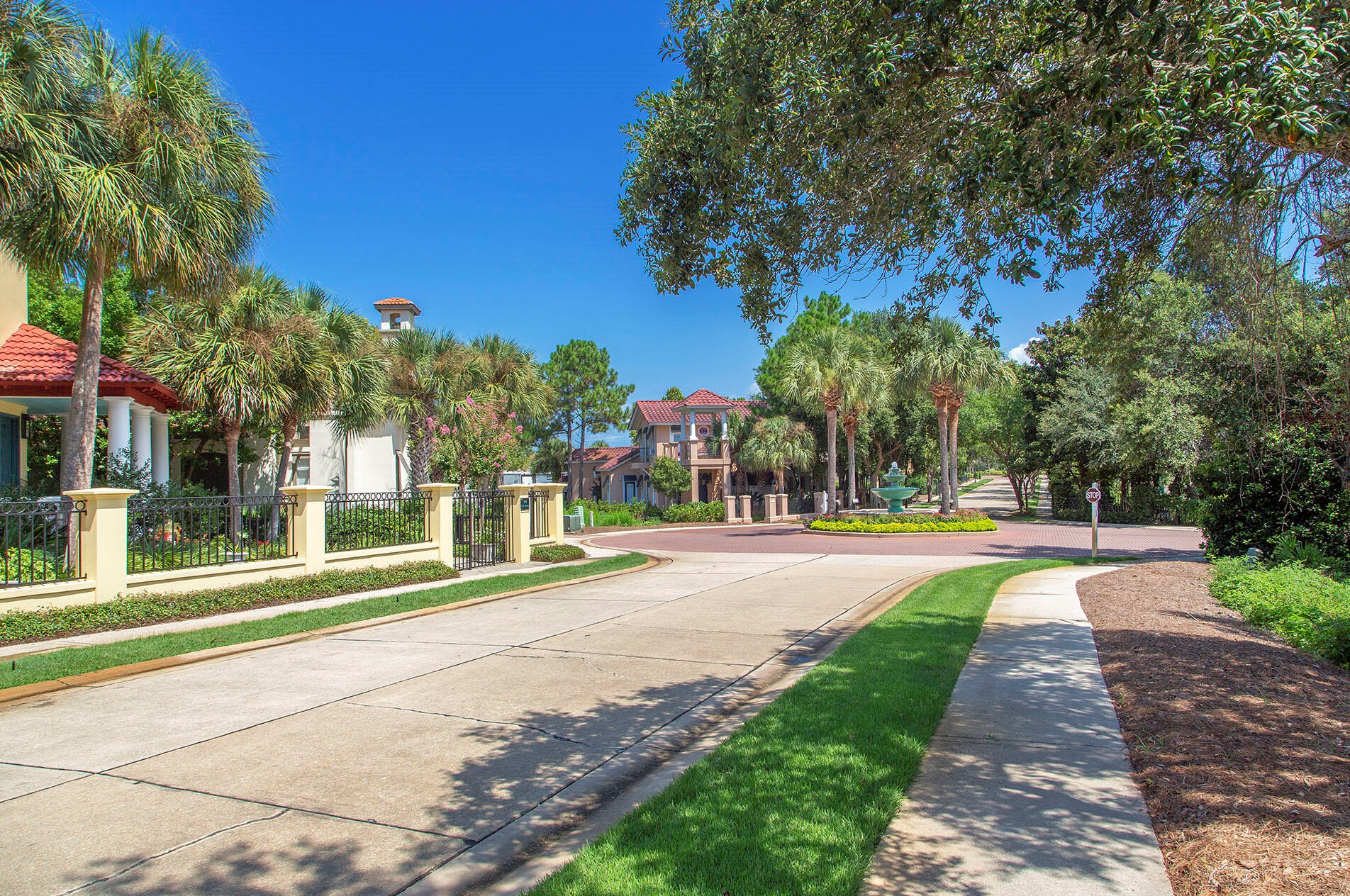 176 Rue Martine, Destin FL 32550-1905 exterior