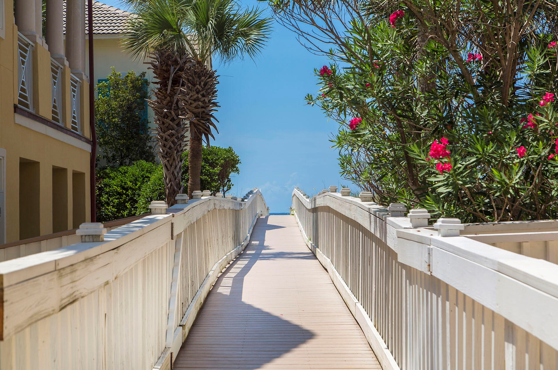 176 Rue Martine, Destin FL 32550-1905 exterior