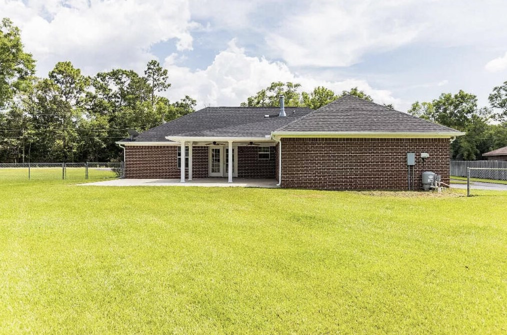 5636 Cottonwood Dr, Milton FL  32570-8367 exterior