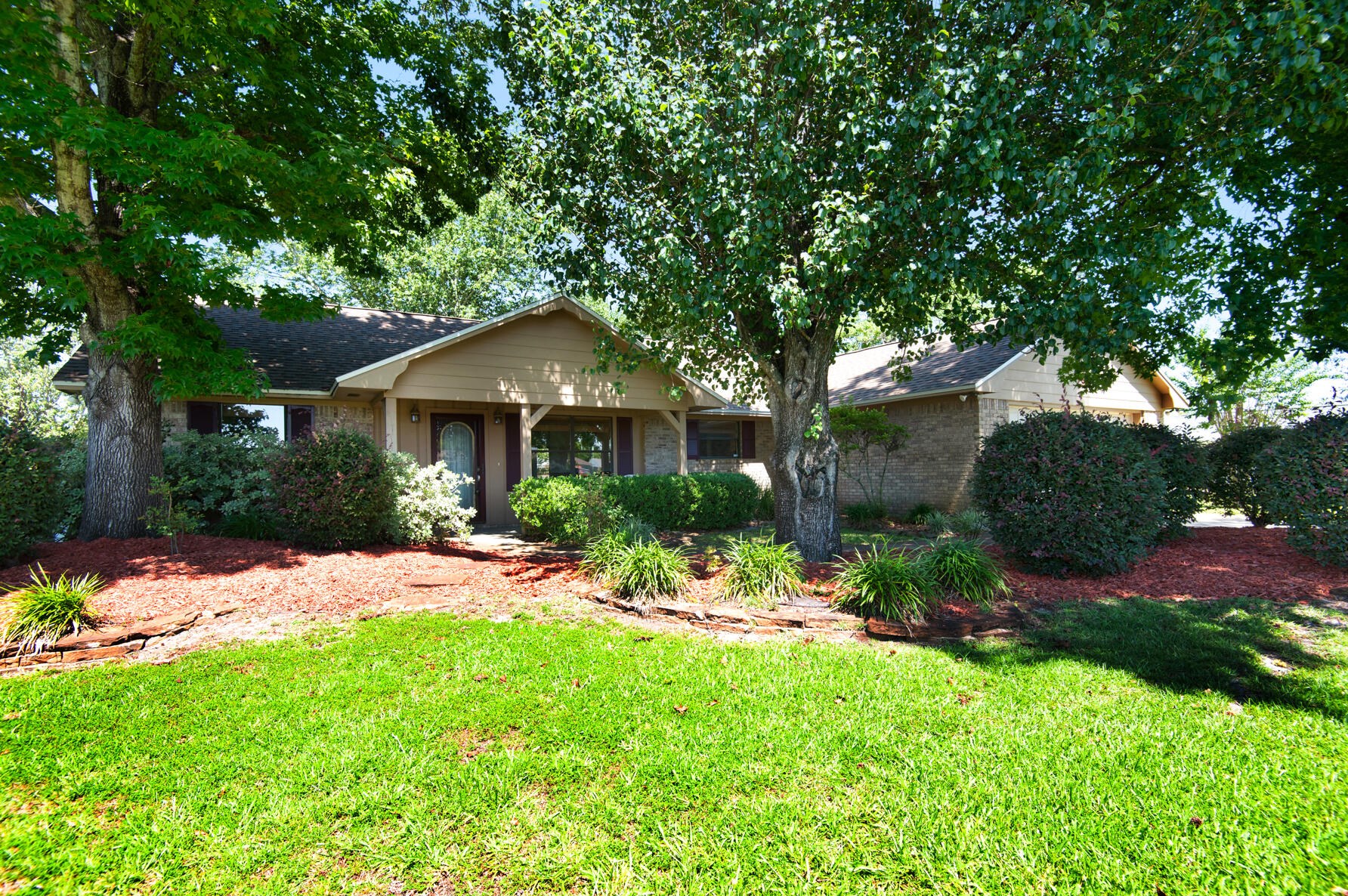 2302 Pentland Rd, Lynn Haven, FL 32444