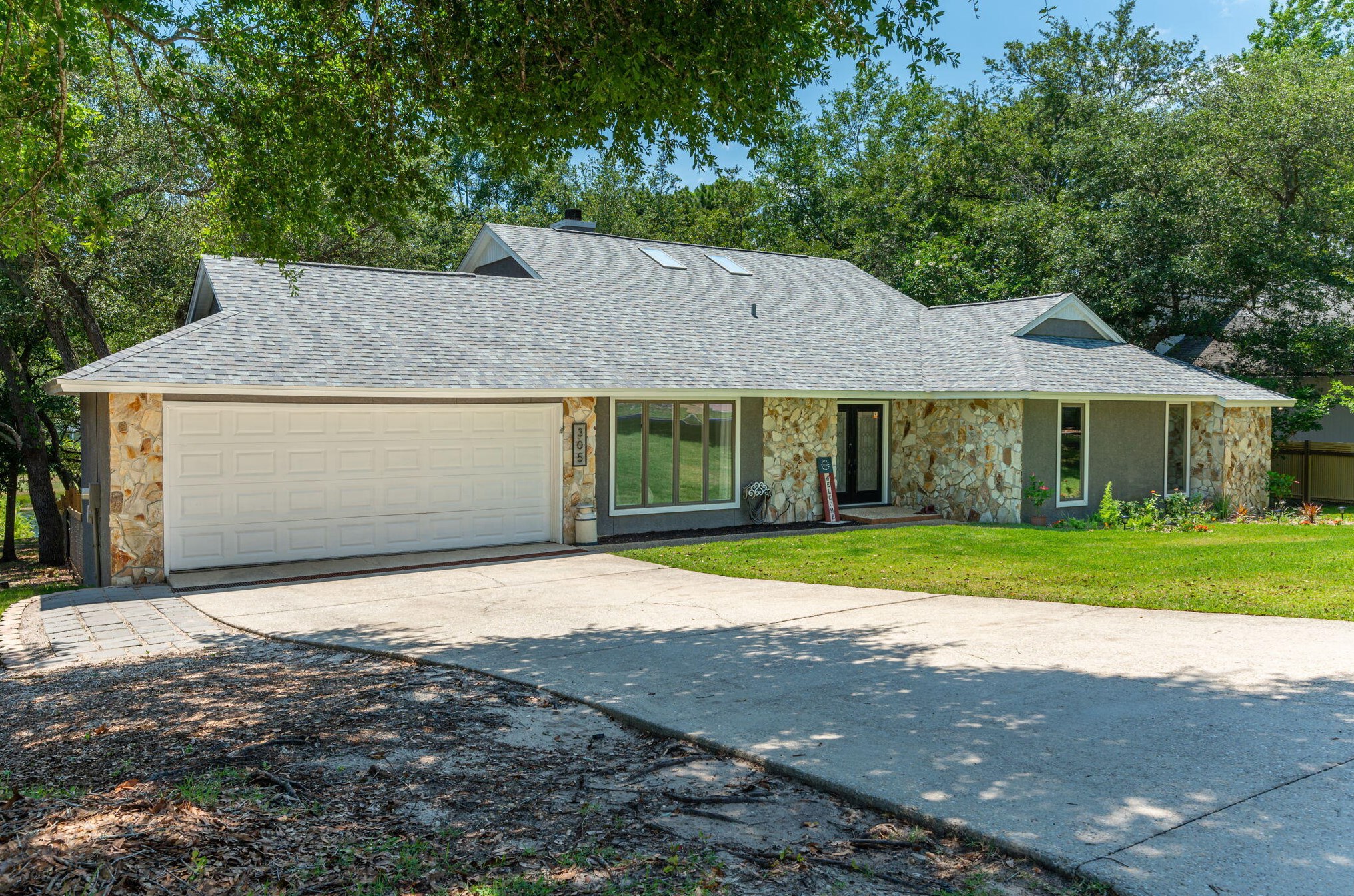 305 Antiqua Way, Niceville, FL 32578-4004