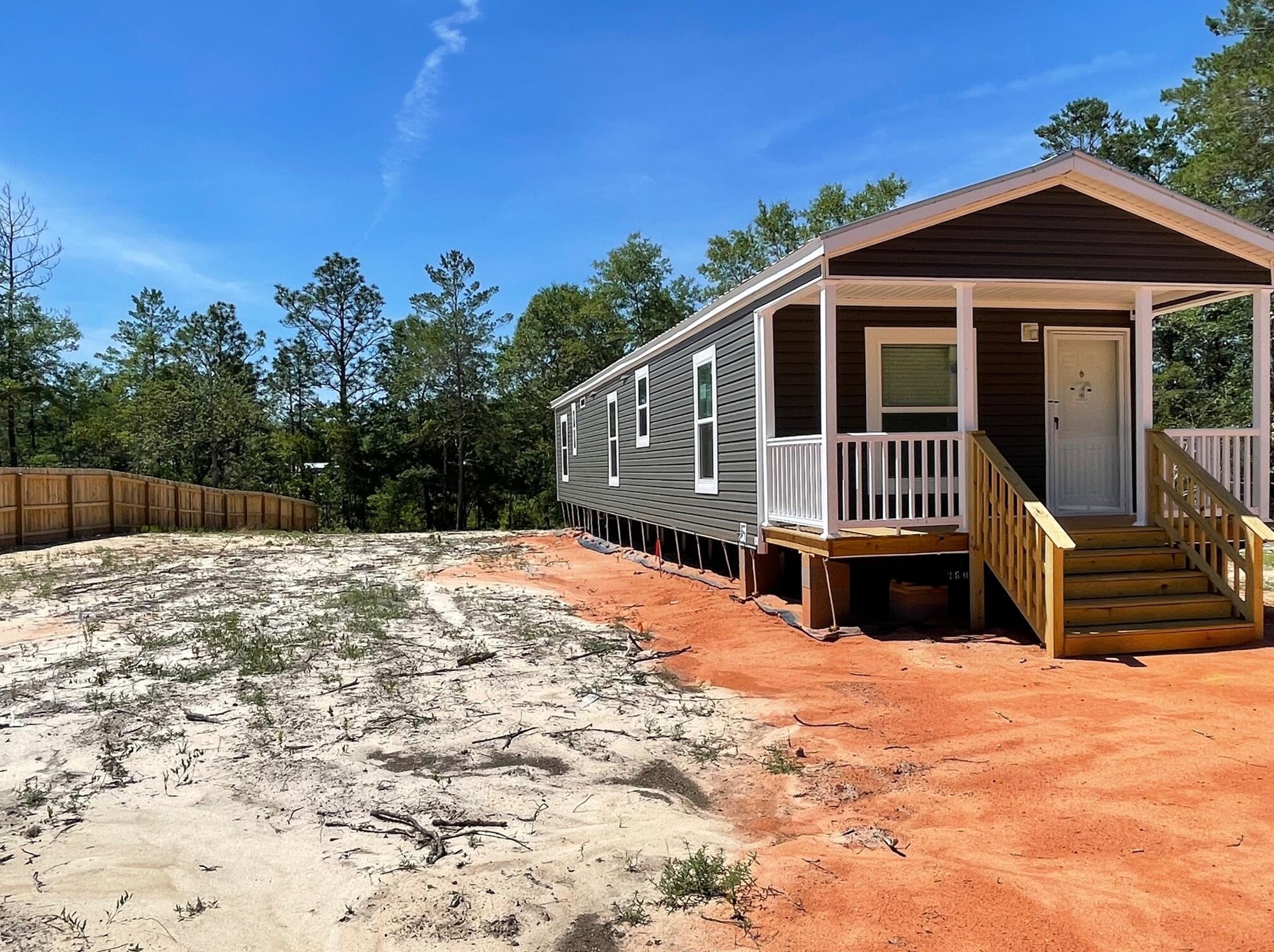 131 Donatello Rd, Defuniak Springs, FL 32433-4715