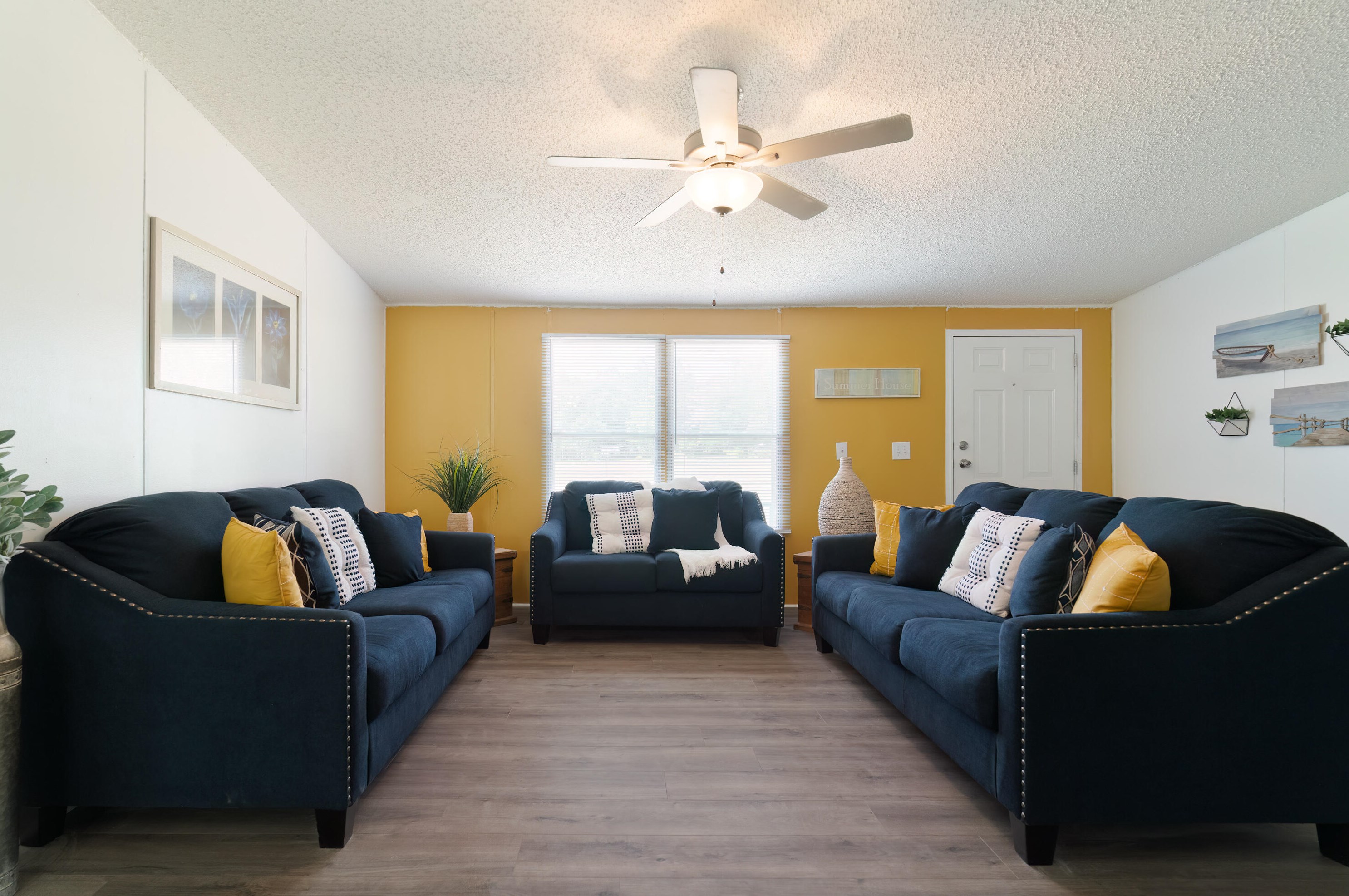 1032 Whitehead Dr, Holt, FL 32564-9328