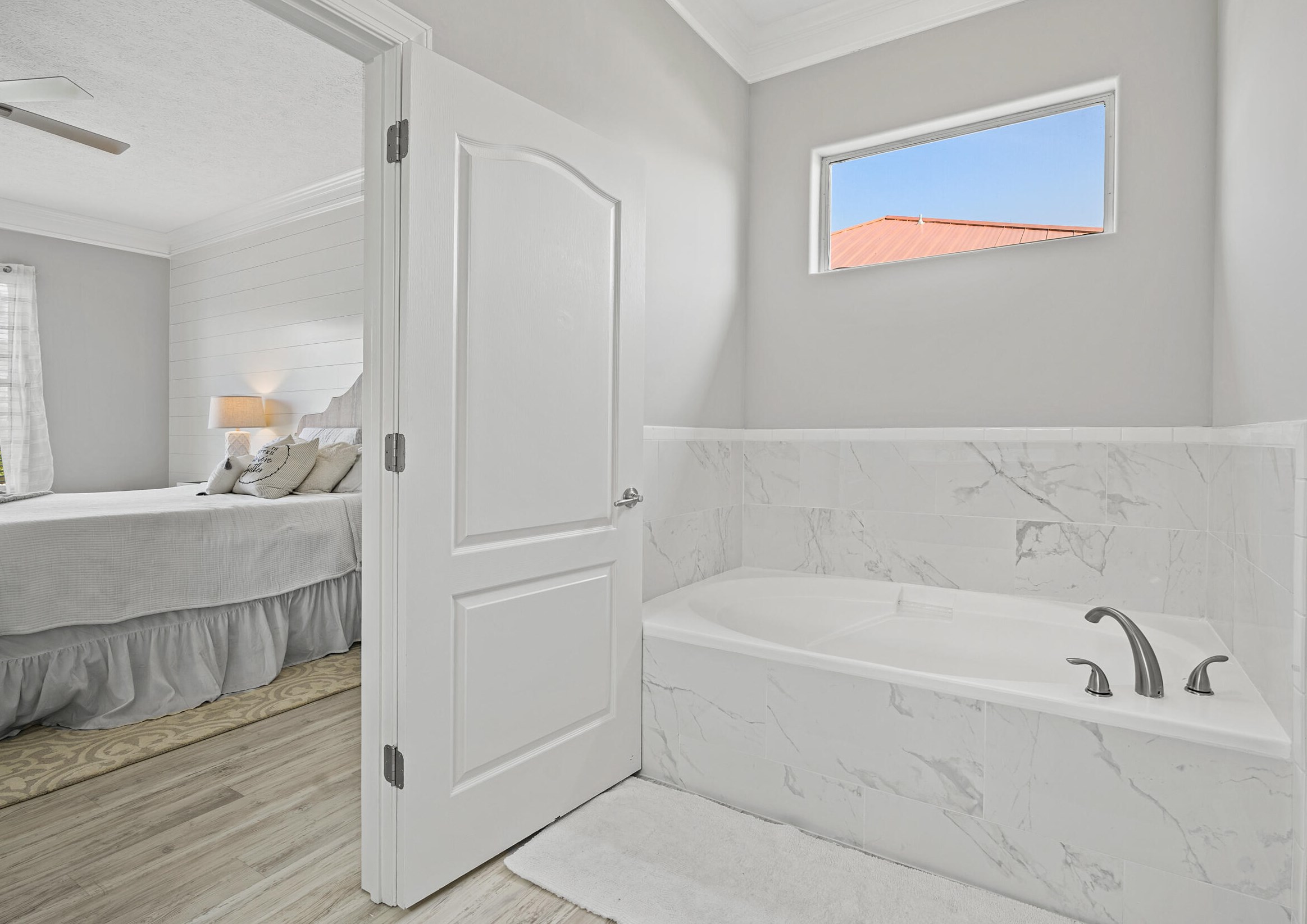 2419 Grand Hbr Dr, Panama City FL  exterior