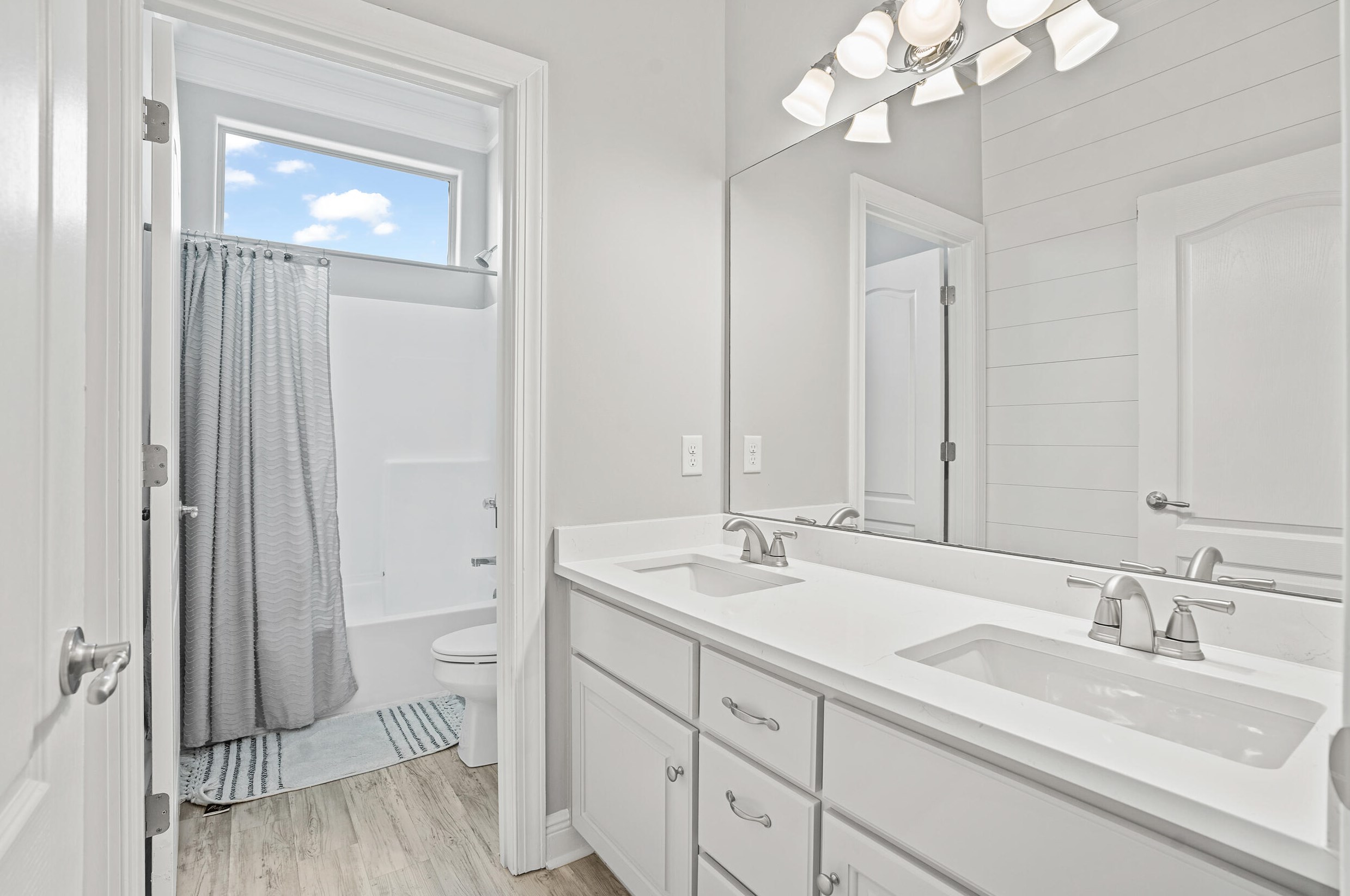 2419 Grand Hbr Dr, Panama City FL  exterior