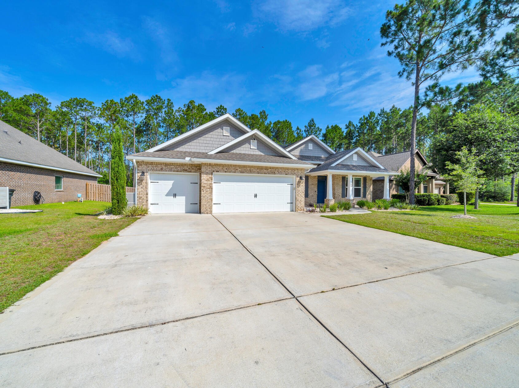 269 Concert Ct, Freeport, FL 32439