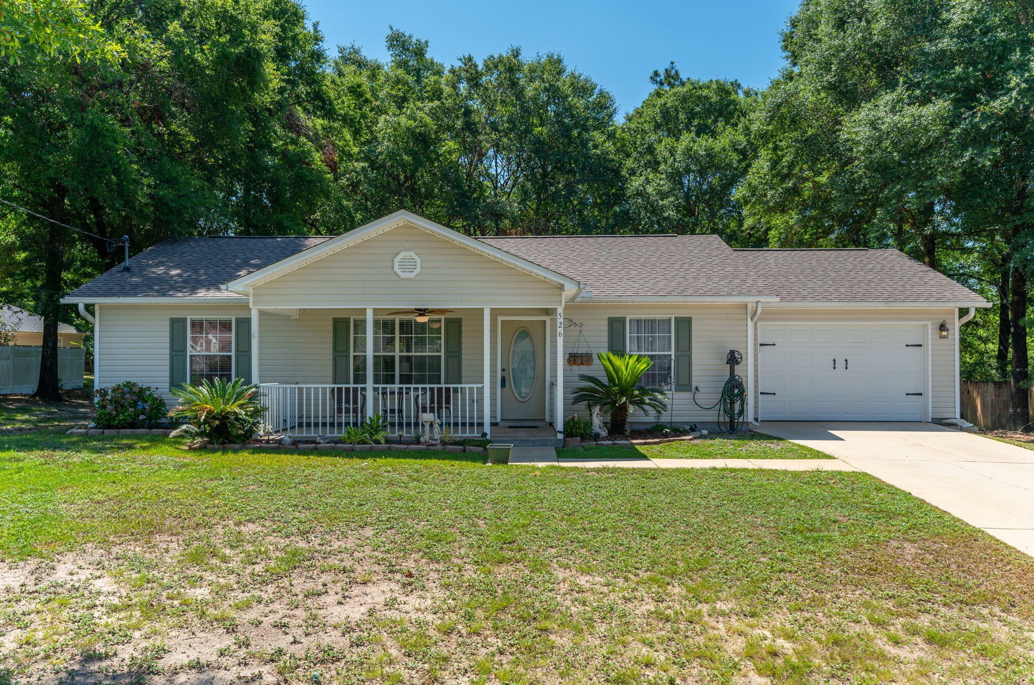 526 Hyde Park Dr, Crestview, FL 32539