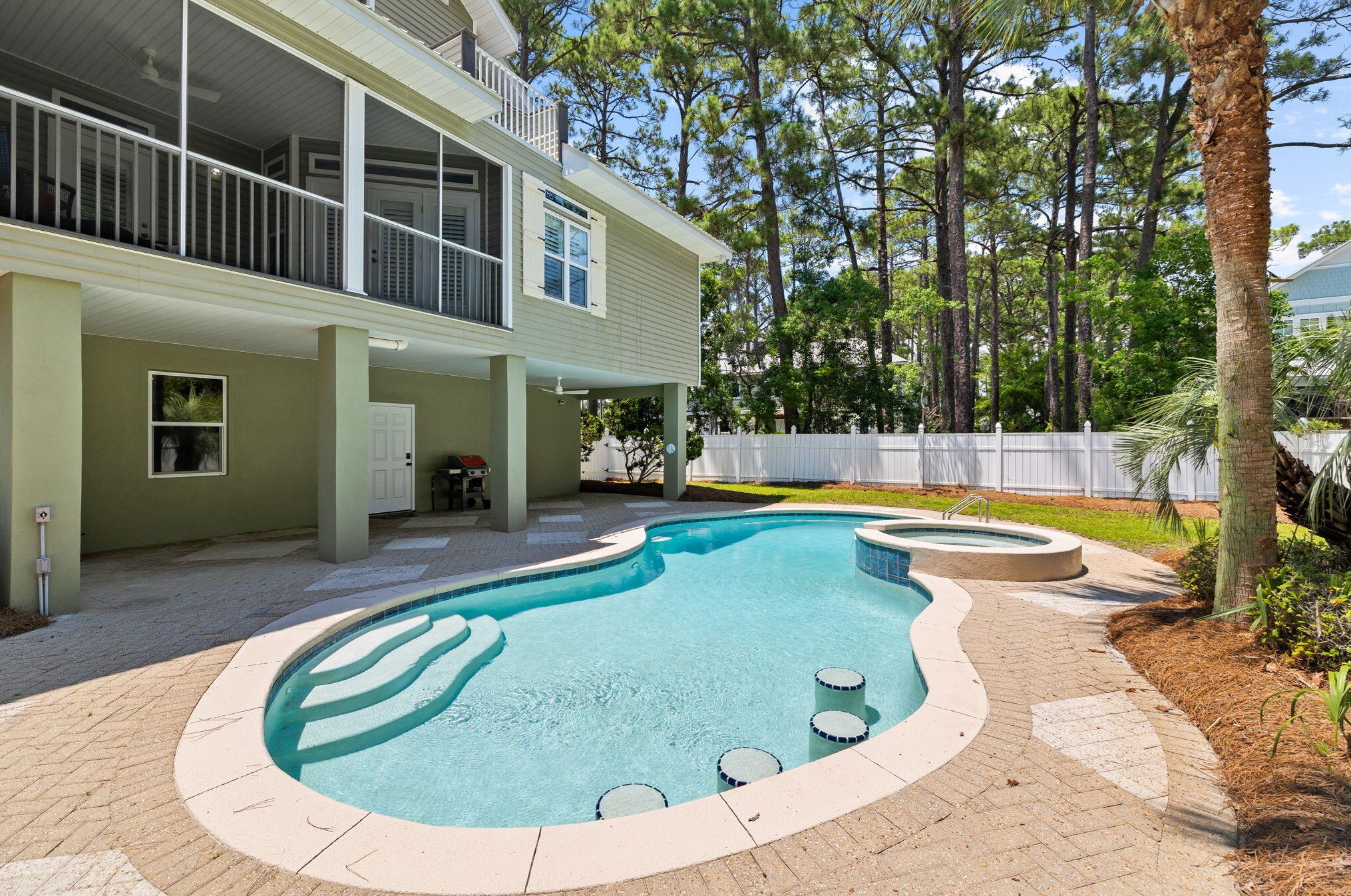 324 E Seahorse Circle E, Santa Rosa Beach, FL 32459