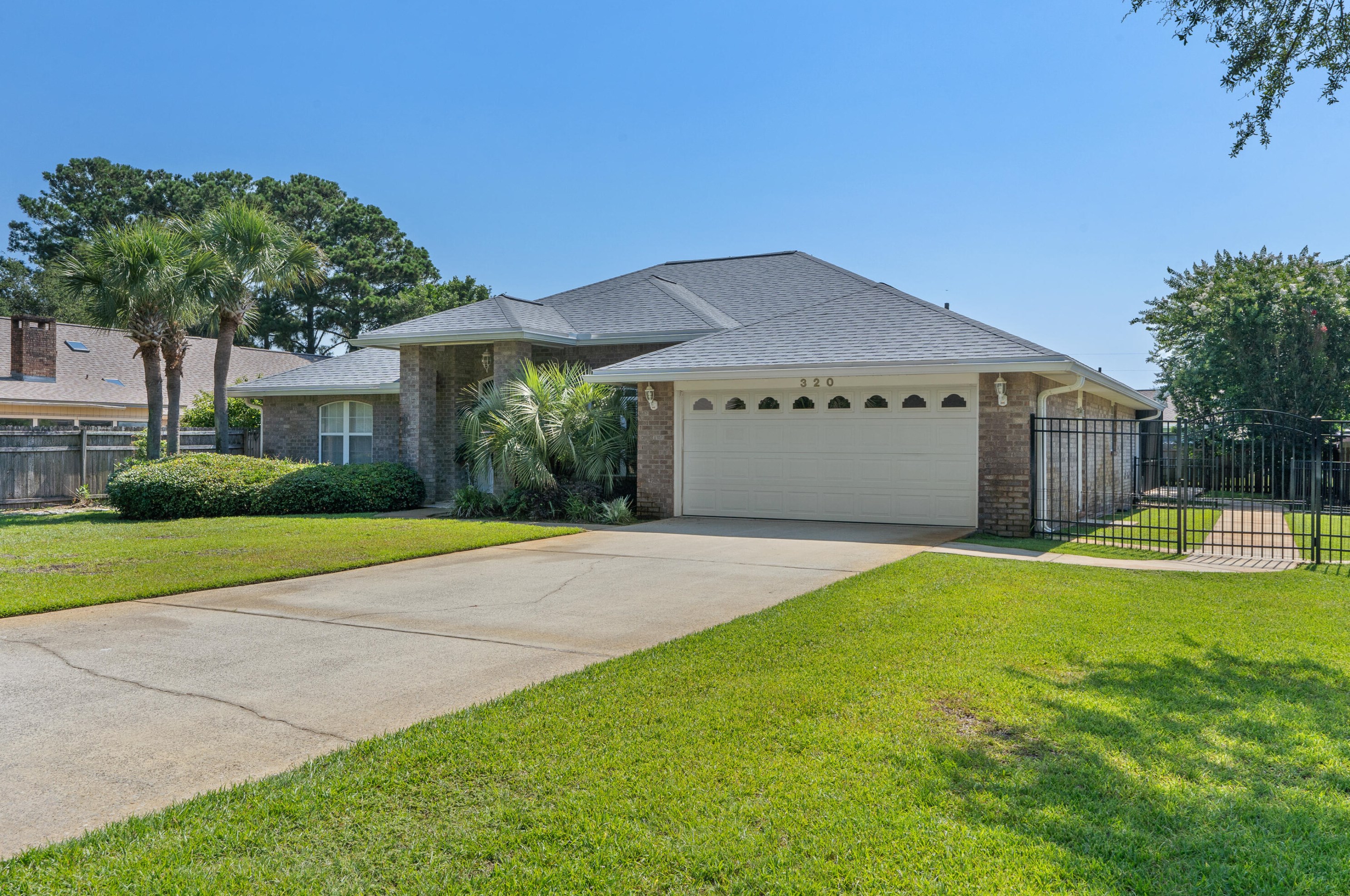 320 Spanish Moss Trail, Destin, FL 32541