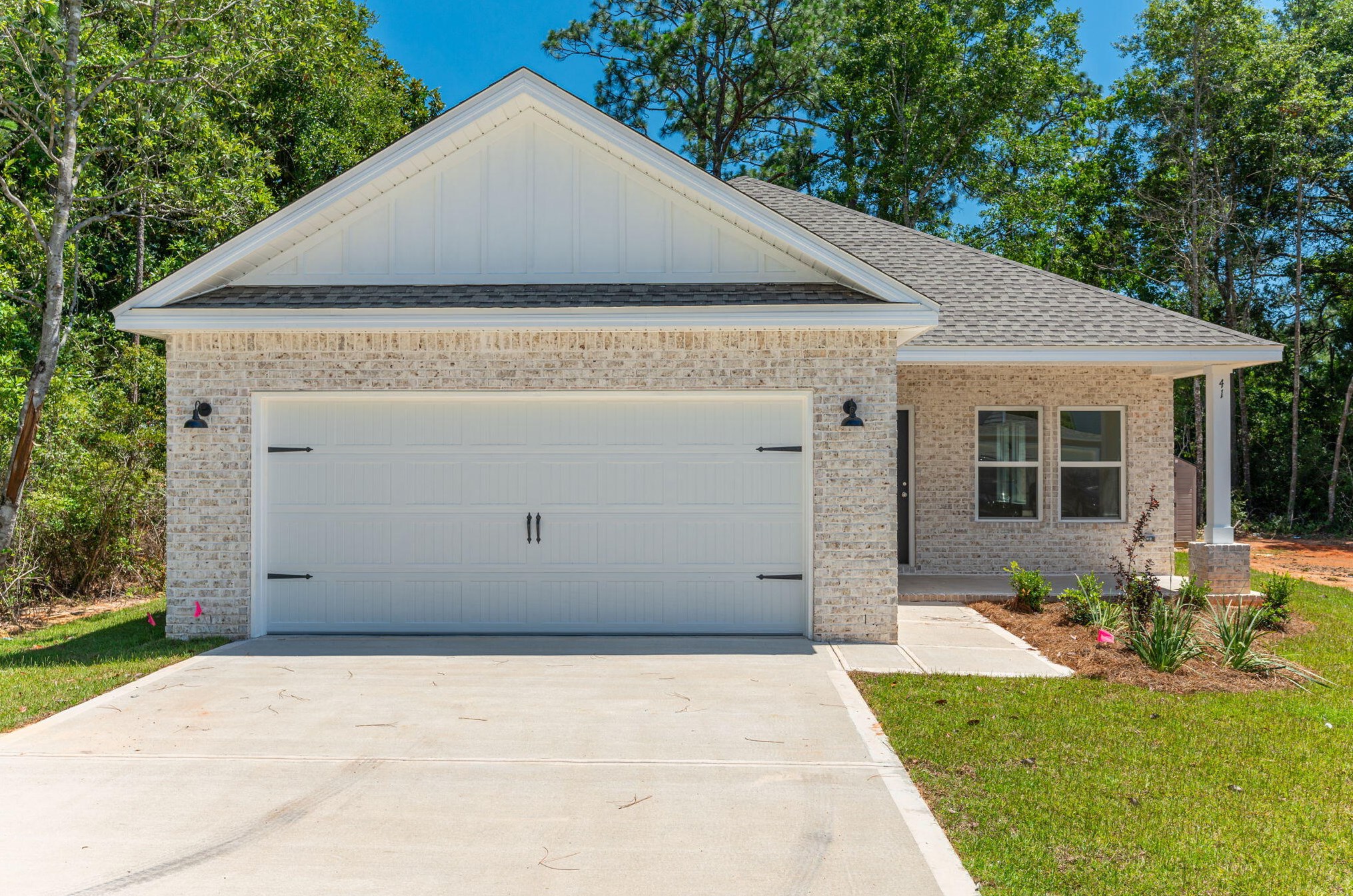 6486 Burleson Blvd, Crestview, FL 32539