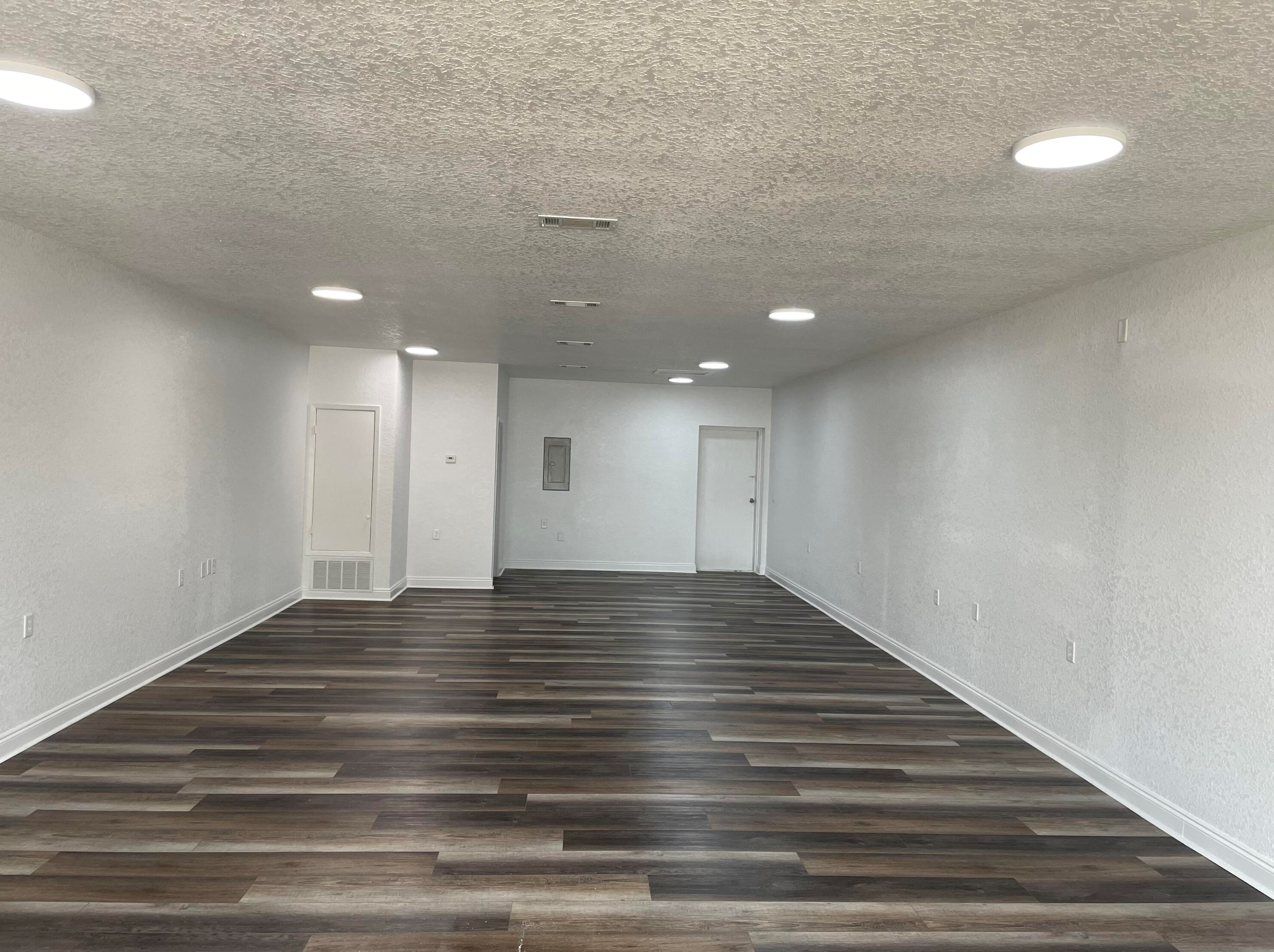 625 N Ferdon Blvd N #e, Crestview, FL 32536