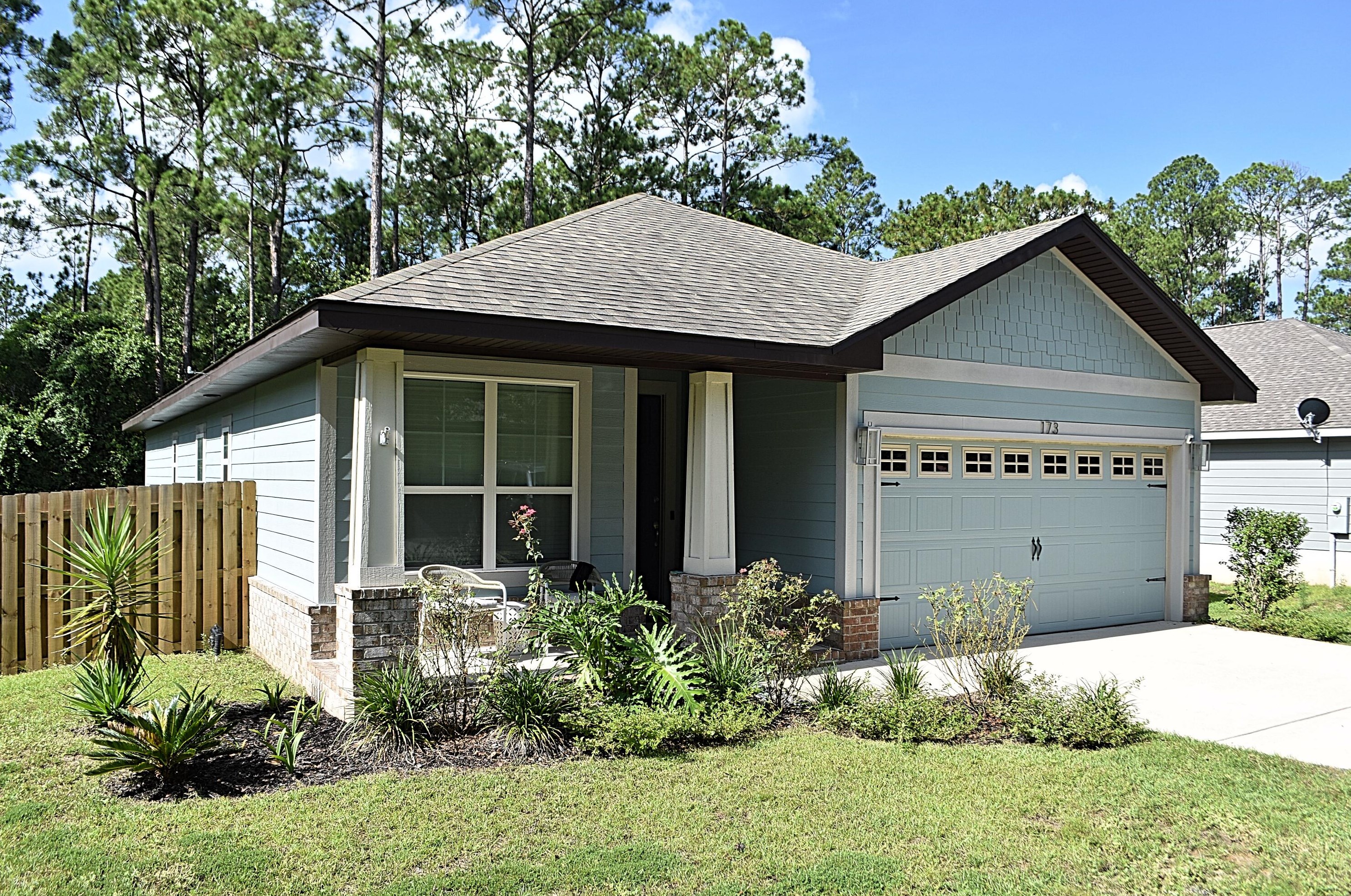 173 Jakes Way, Freeport, FL 32439