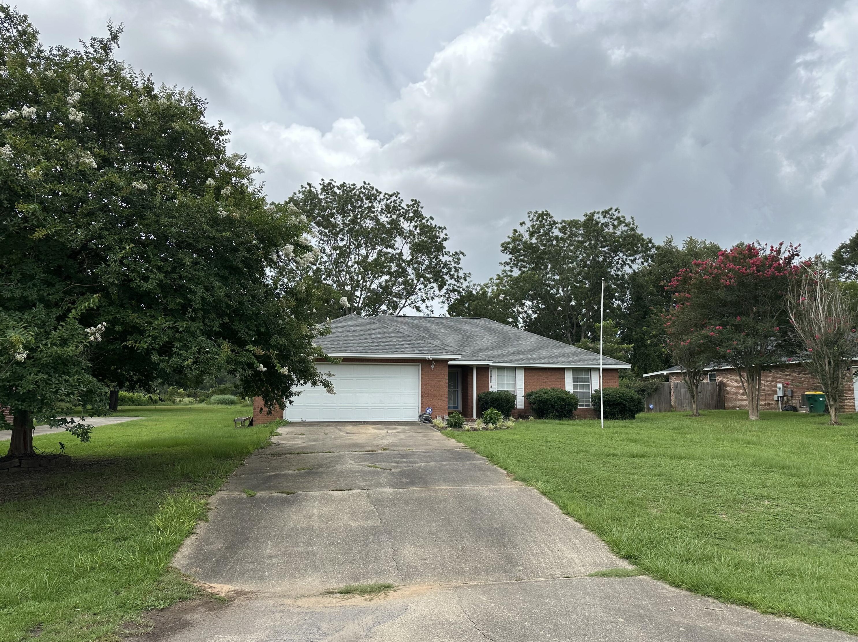 117 Pointer Ln, Crestview, FL 32536
