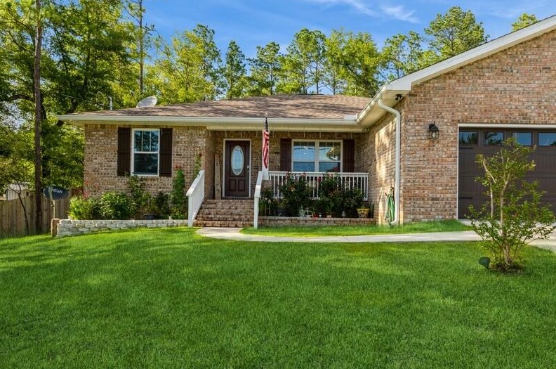 3927 Poverty Creek Rd, Crestview, FL 32539