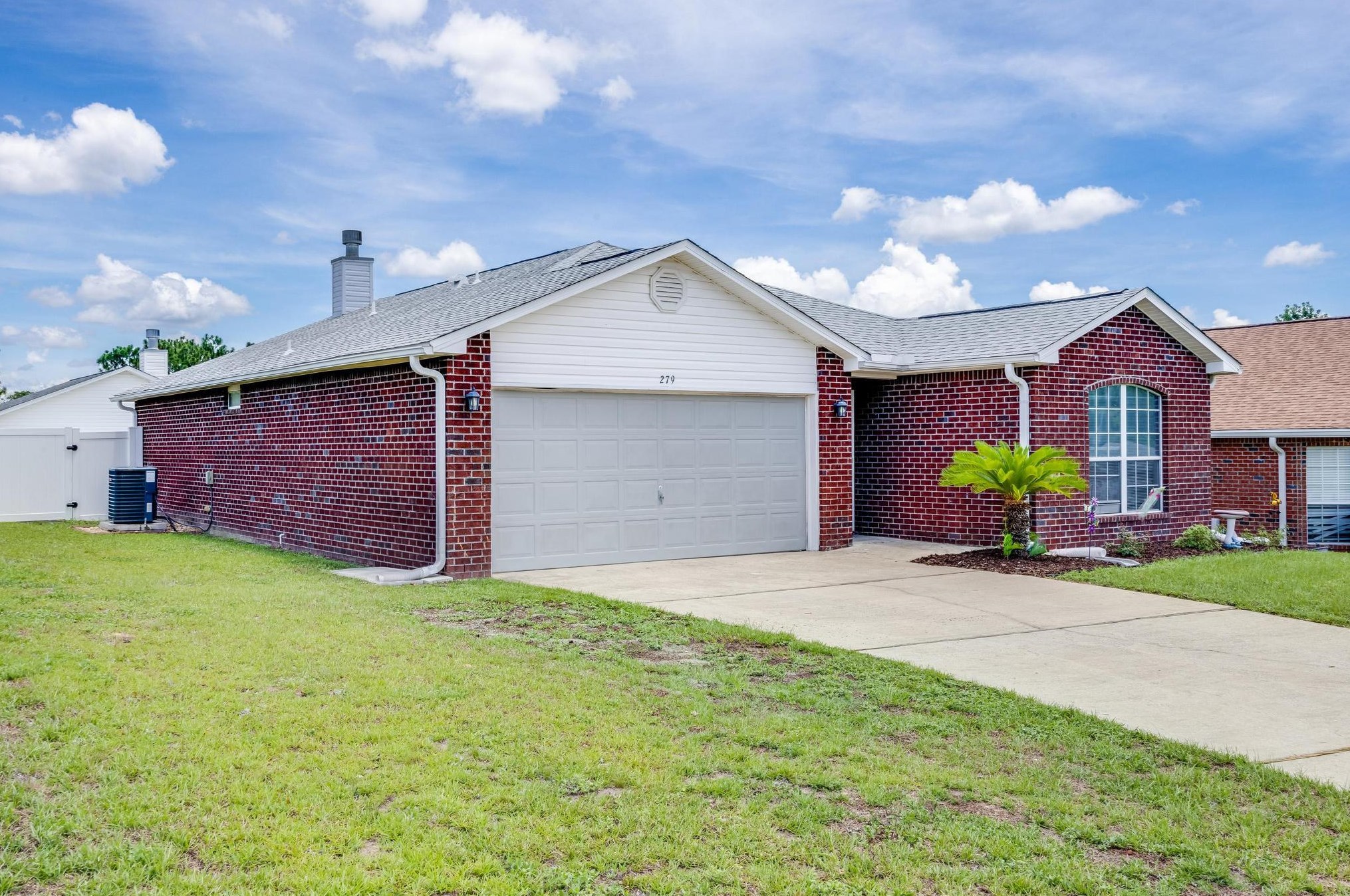 279 Limestone Cir, Crestview, FL 32539-5795