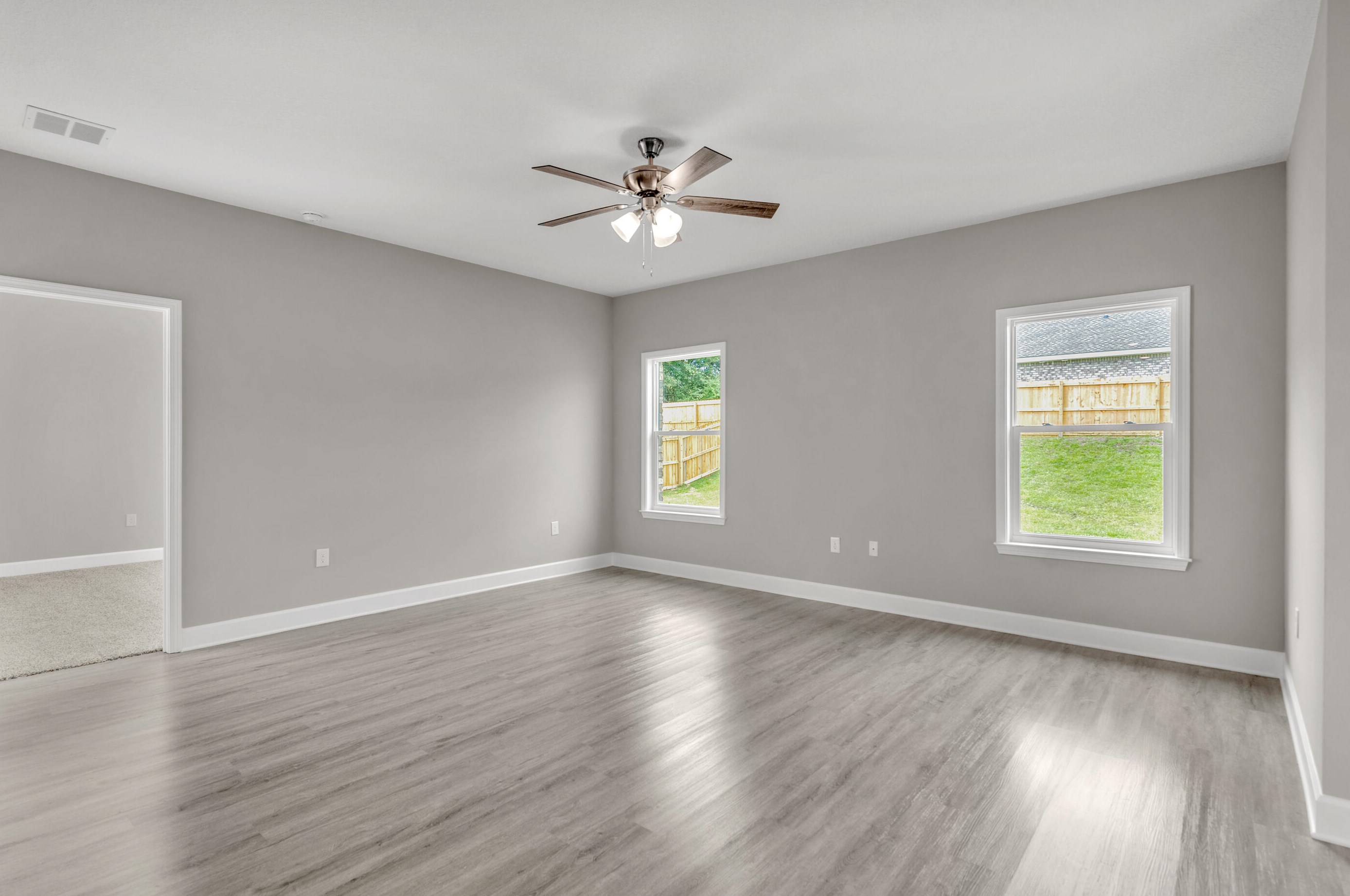 2536 Kingston Rd, Crestview, FL 32536