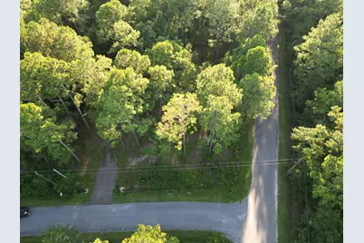 4579 Lakeview Drive, Milton, FL 32583 - Photo 4