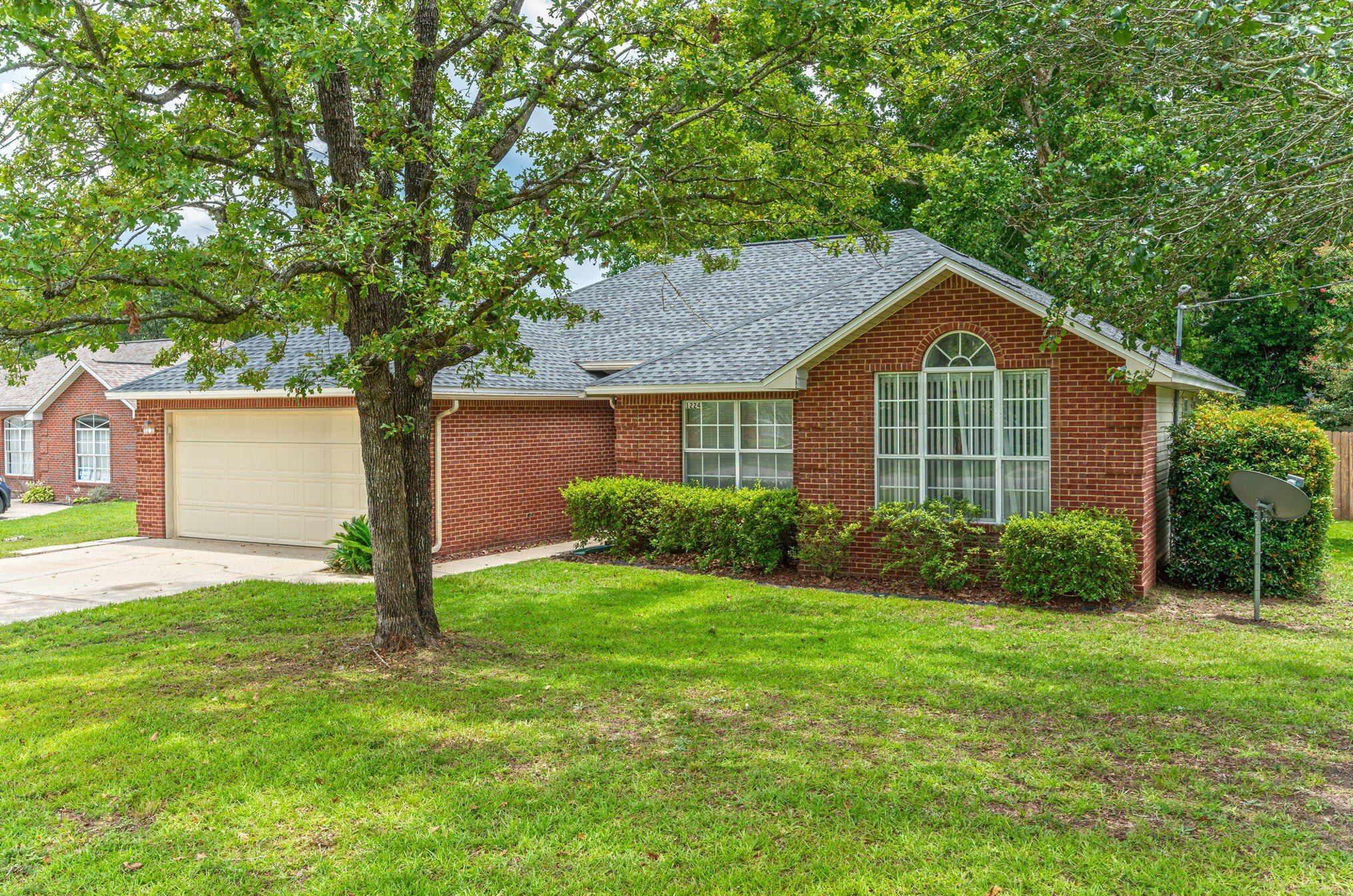 1224 Gabrielle Dr, Crestview, FL 32536