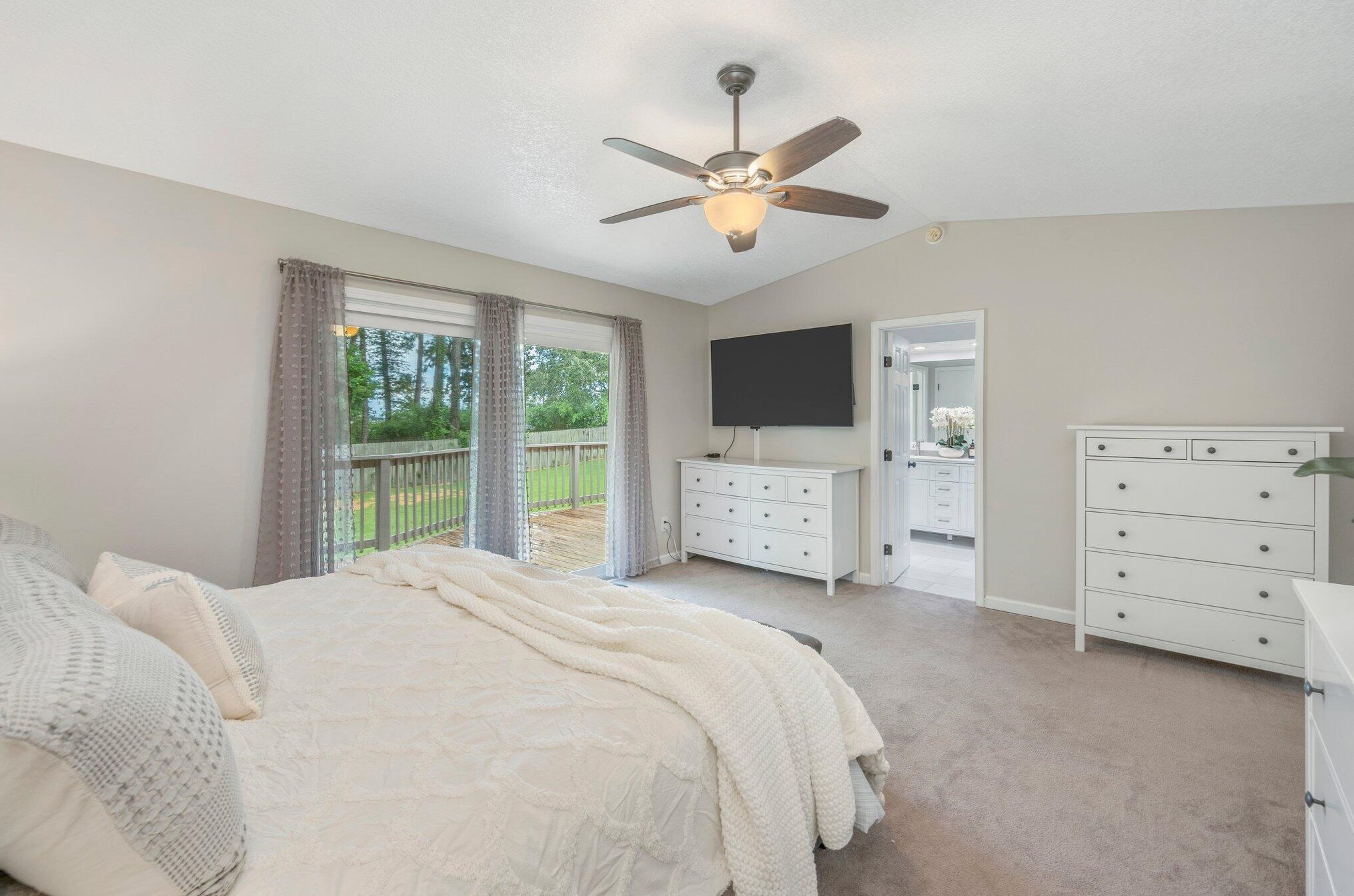 917 Lido Cir, Niceville FL  32578-4404 exterior