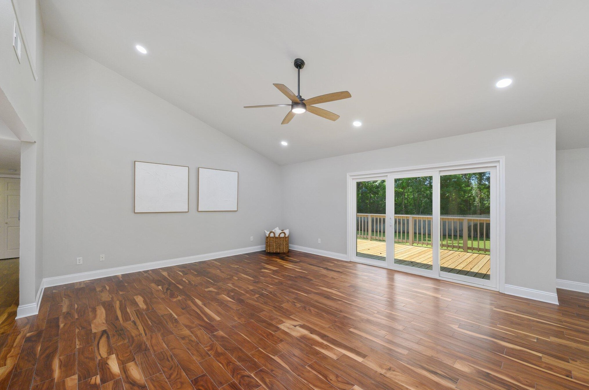 917 Lido Cir, Niceville FL  32578-4404 exterior