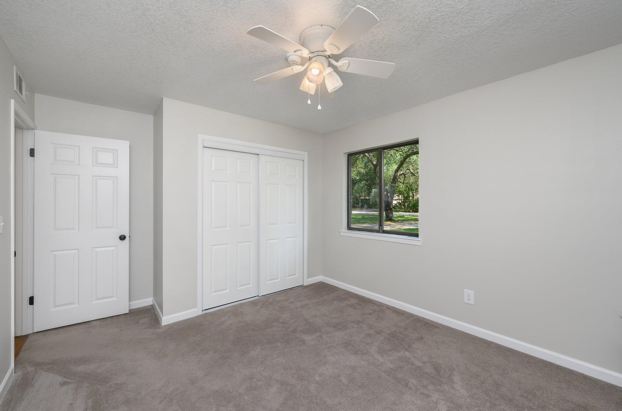 917 Lido Cir, Niceville FL  32578-4404 exterior