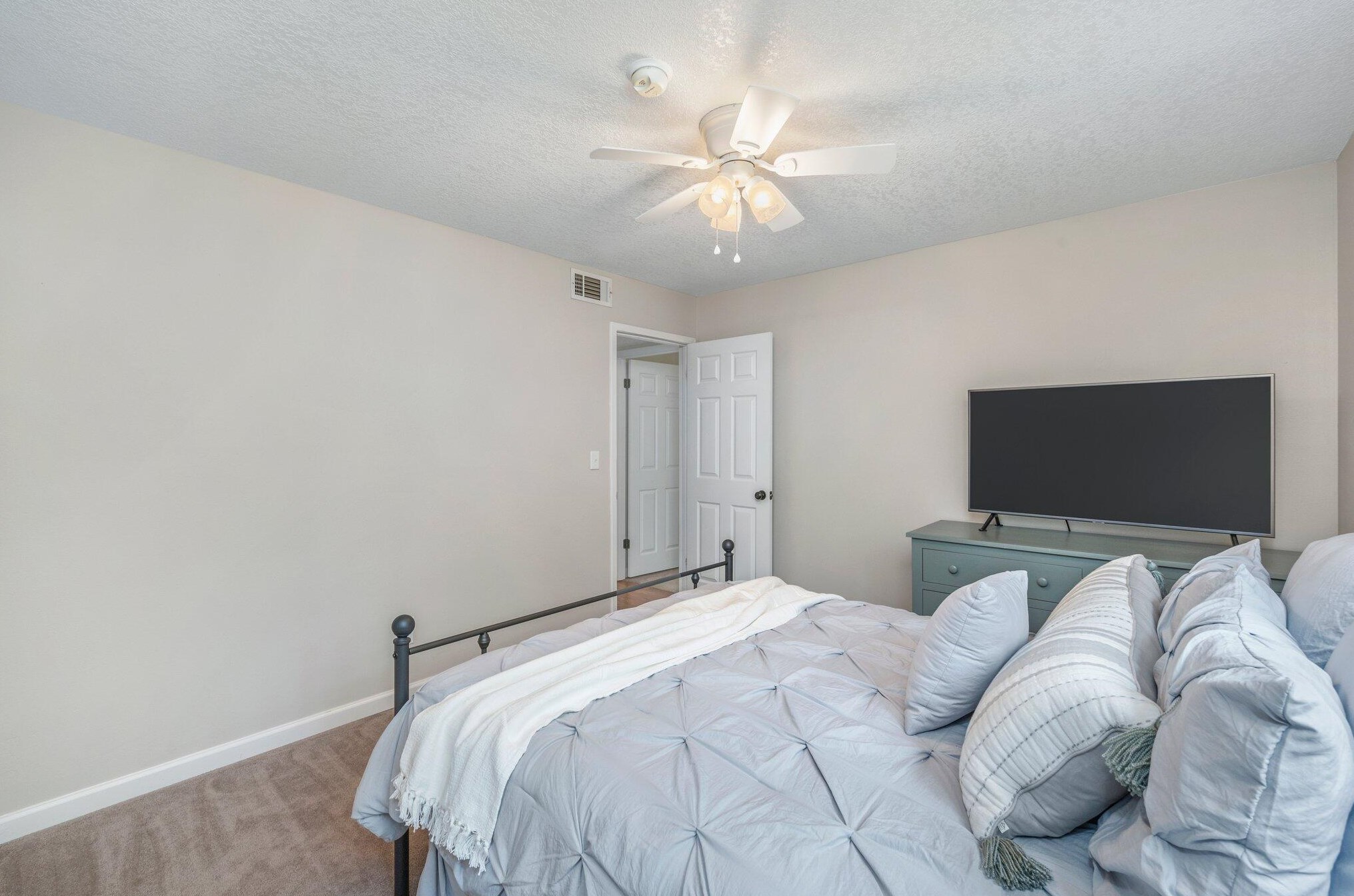 917 Lido Cir, Niceville FL  32578-4404 exterior