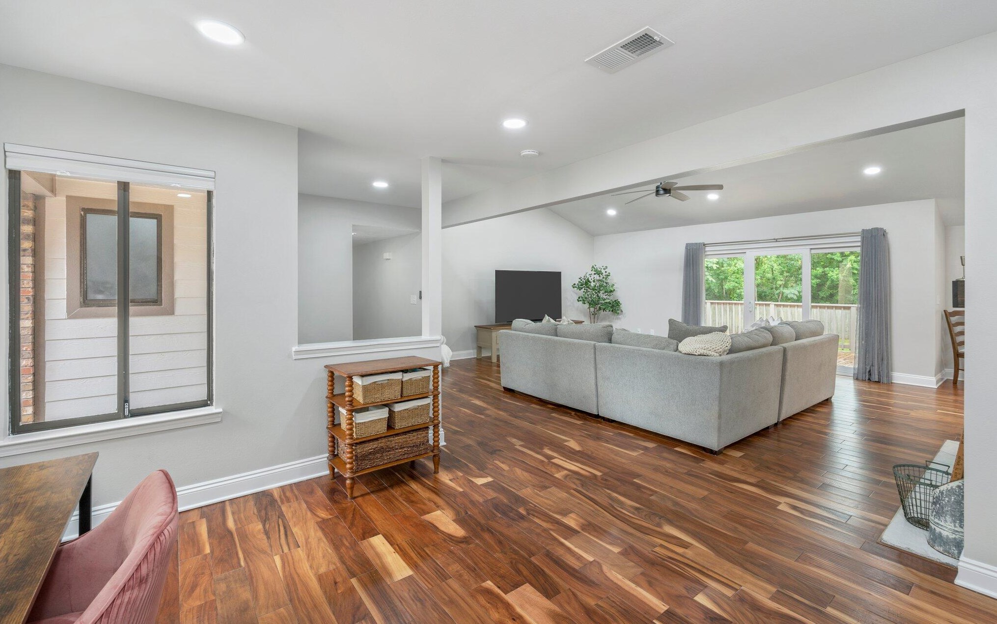 917 Lido Cir, Niceville FL  32578-4404 exterior