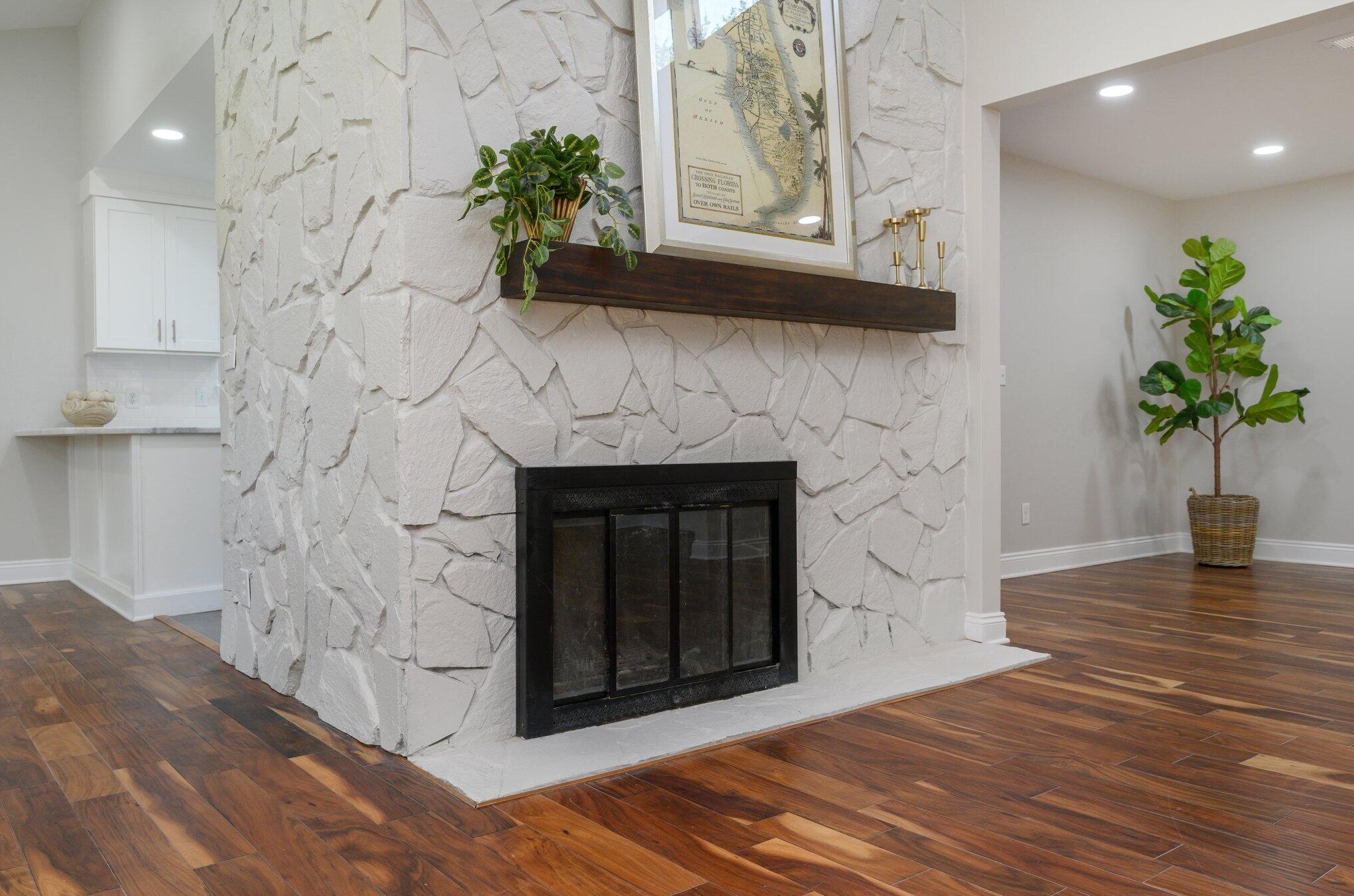 917 Lido Cir, Niceville FL  32578-4404 exterior