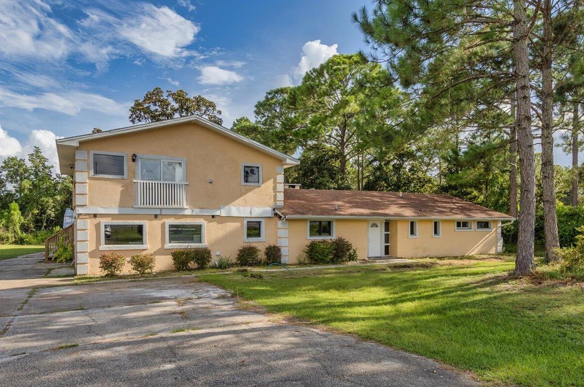 3049 Highway 98, Mary Esther FL  32569-1367 exterior