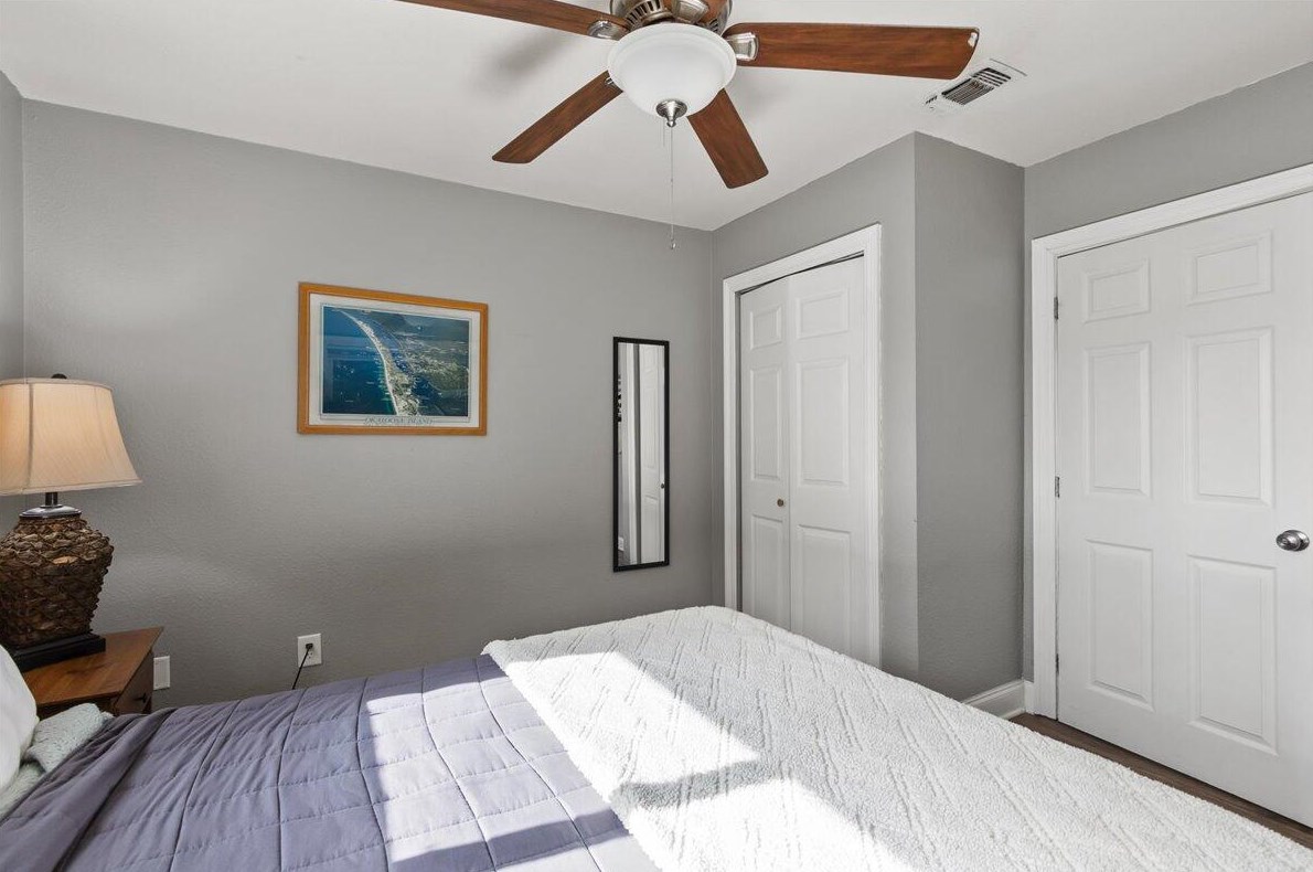 3049 Highway 98, Mary Esther FL  32569-1367 exterior