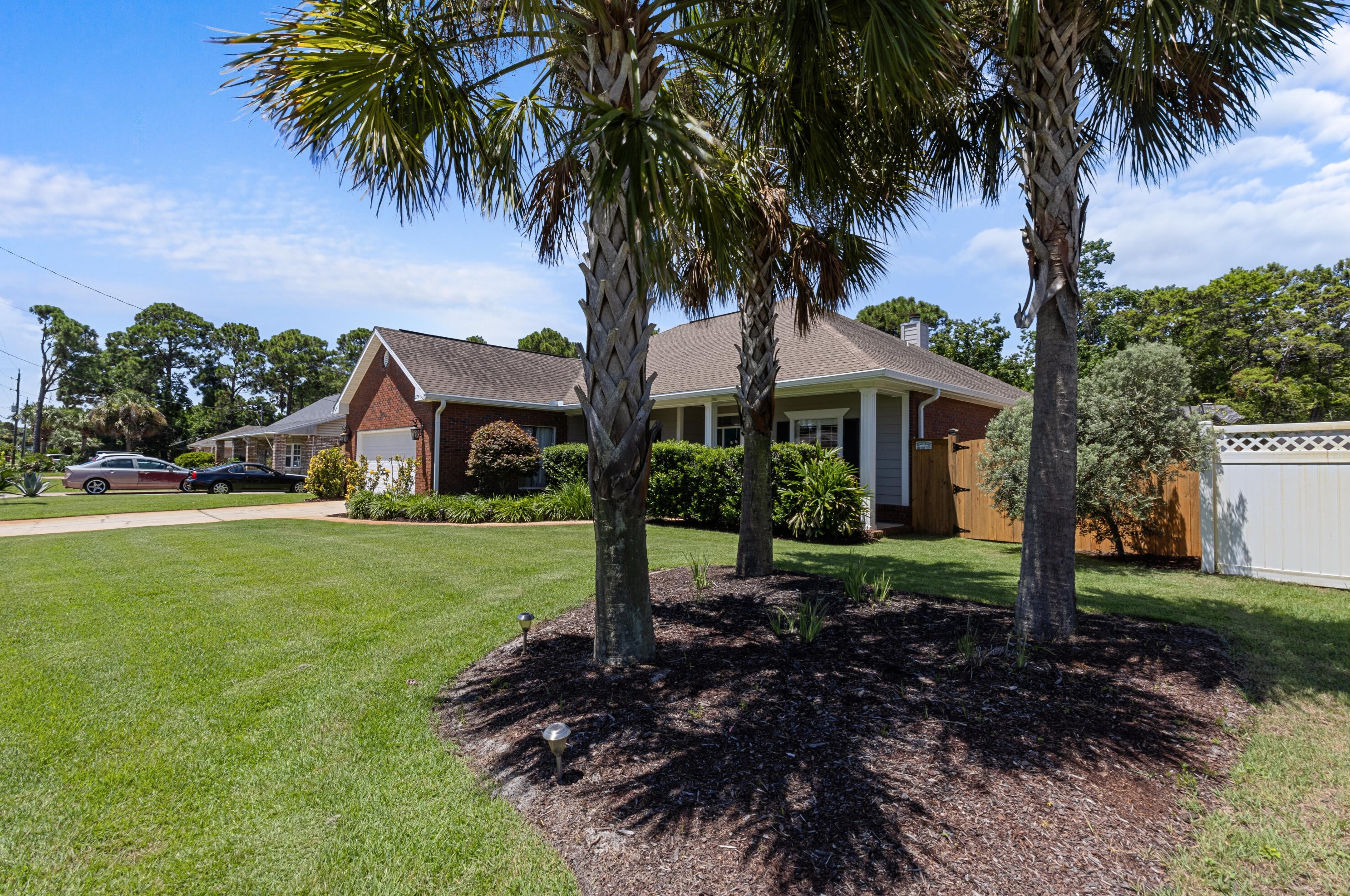 379 N Holiday Road N, Destin, FL 32550