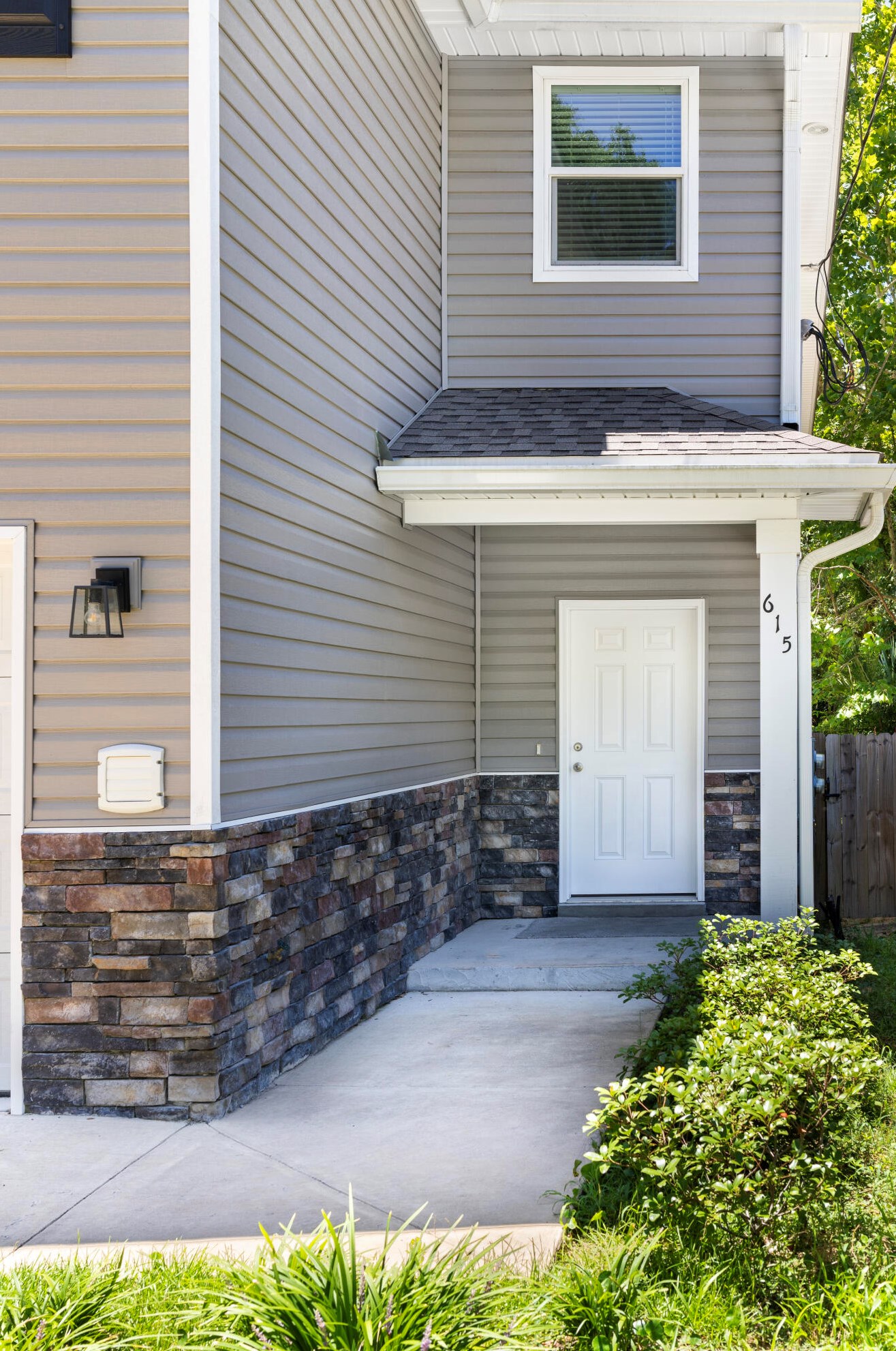 615 31st St, Niceville, FL 32578-2512