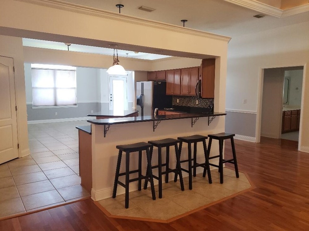 583 Radiant Cir, Mary Esther, FL 32569