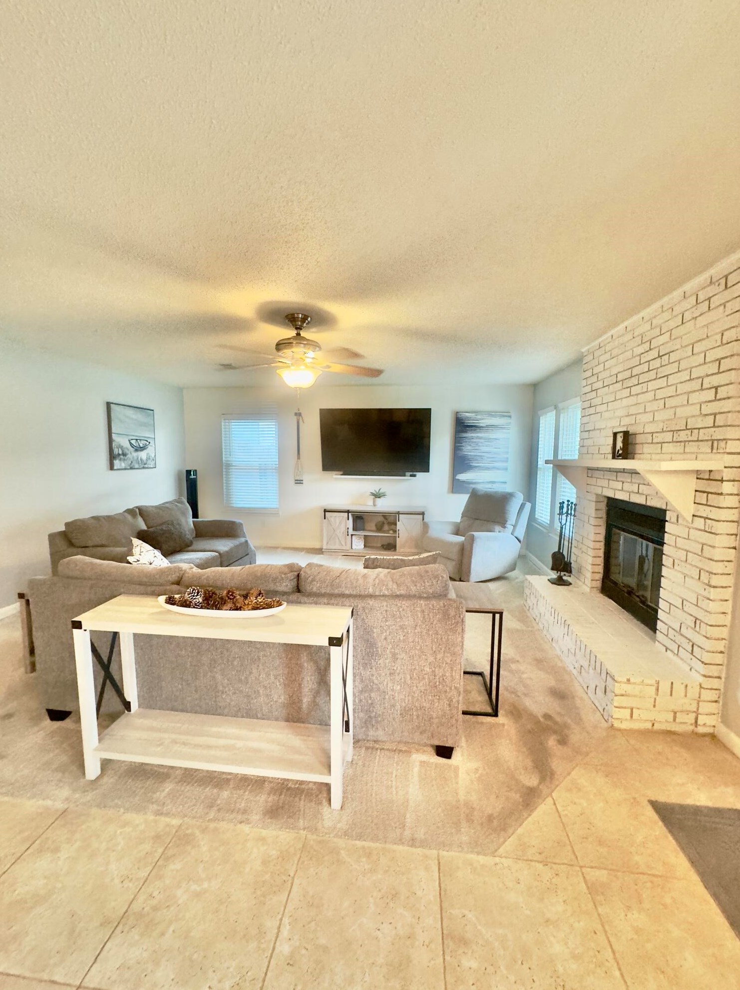 403 Rue Des Tours, Mary Esther, FL 32569