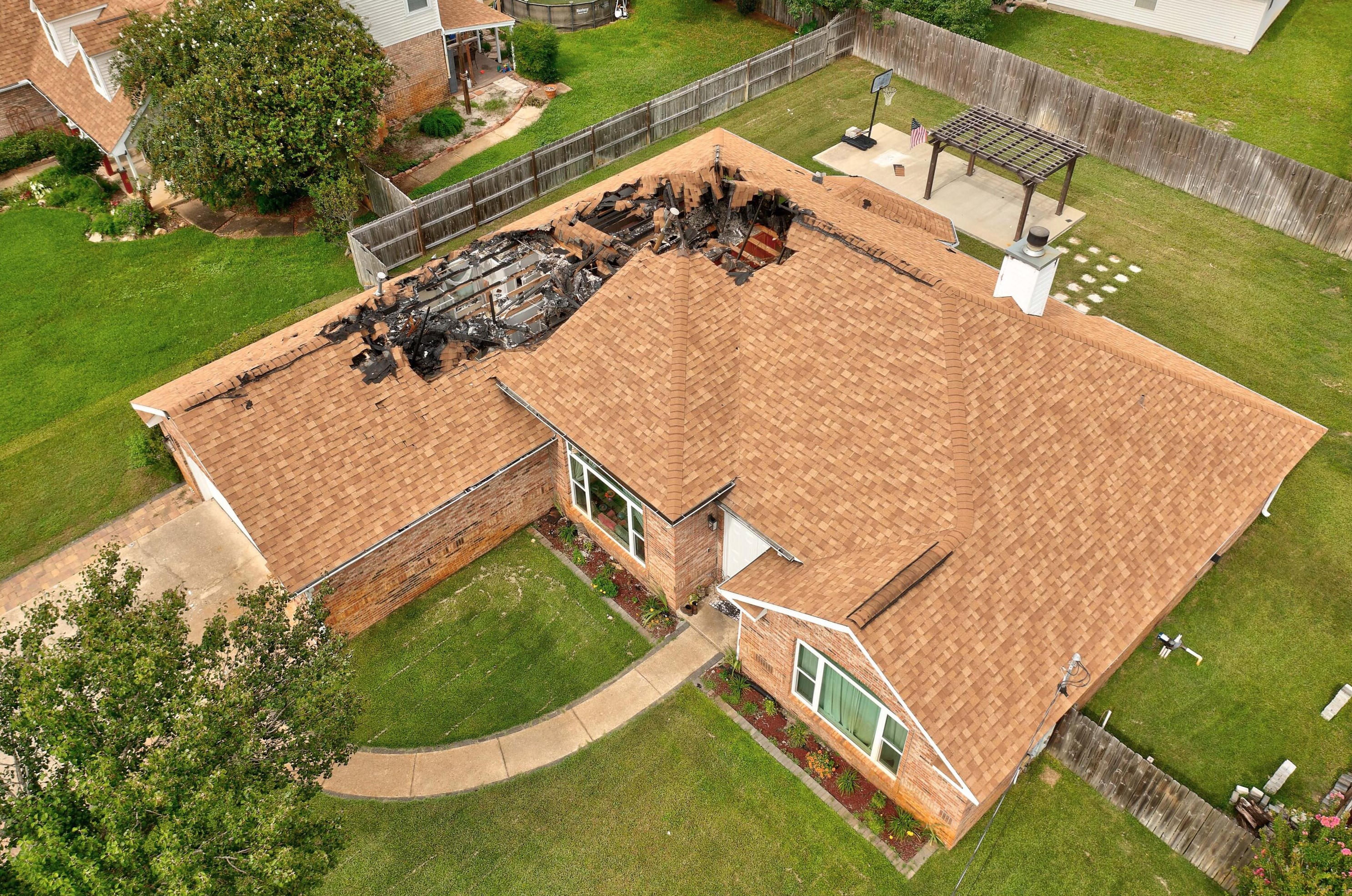 1004 Fay Dr, Mary Esther, FL 32569