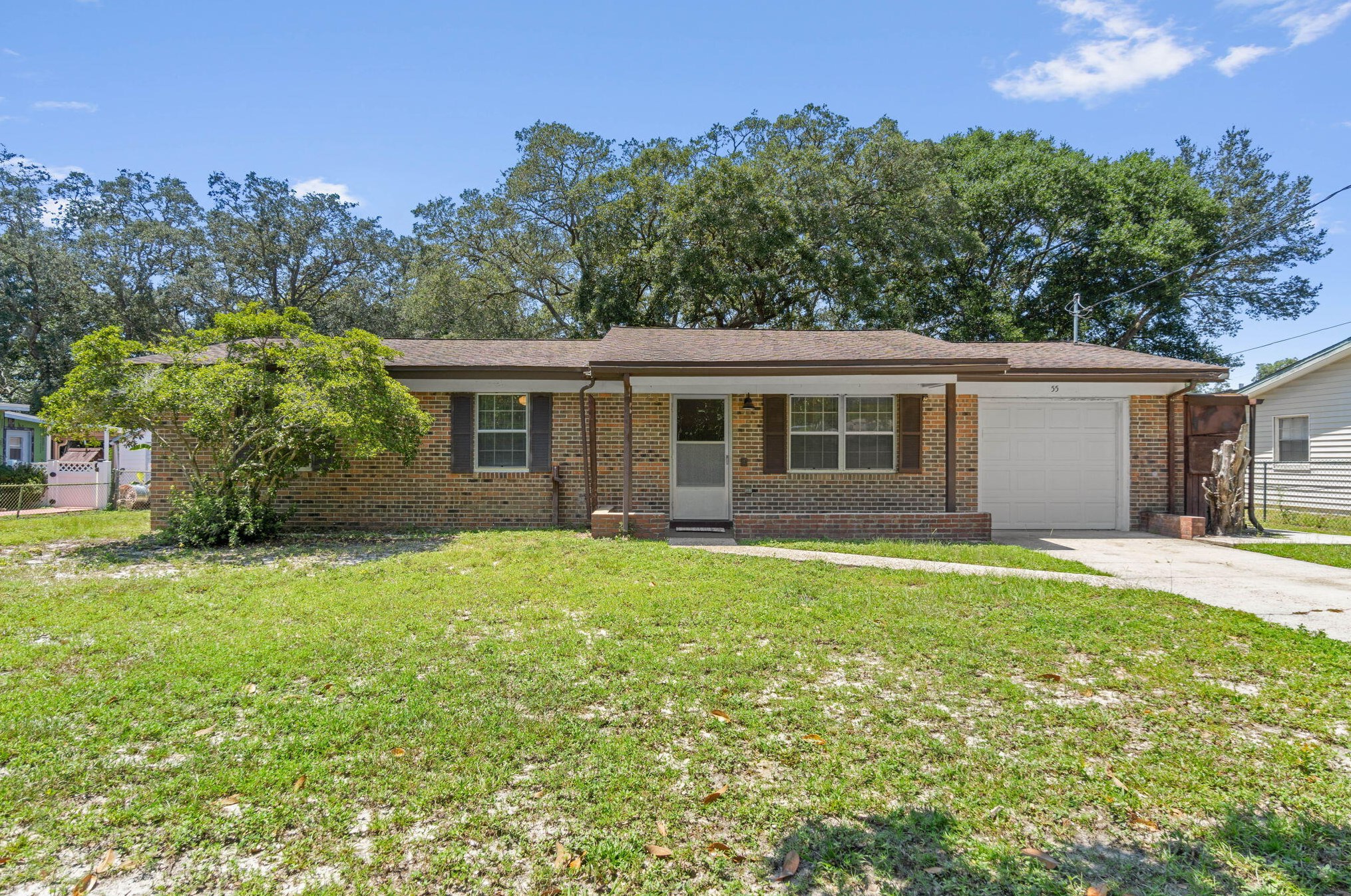 55 12th St, Shalimar, FL 32579